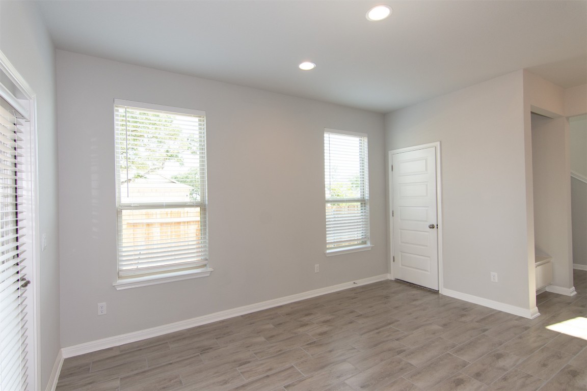 100 Flat Creek Drive , Georgetown, TX, 78633 | 3337100 | Realty Texas LLC