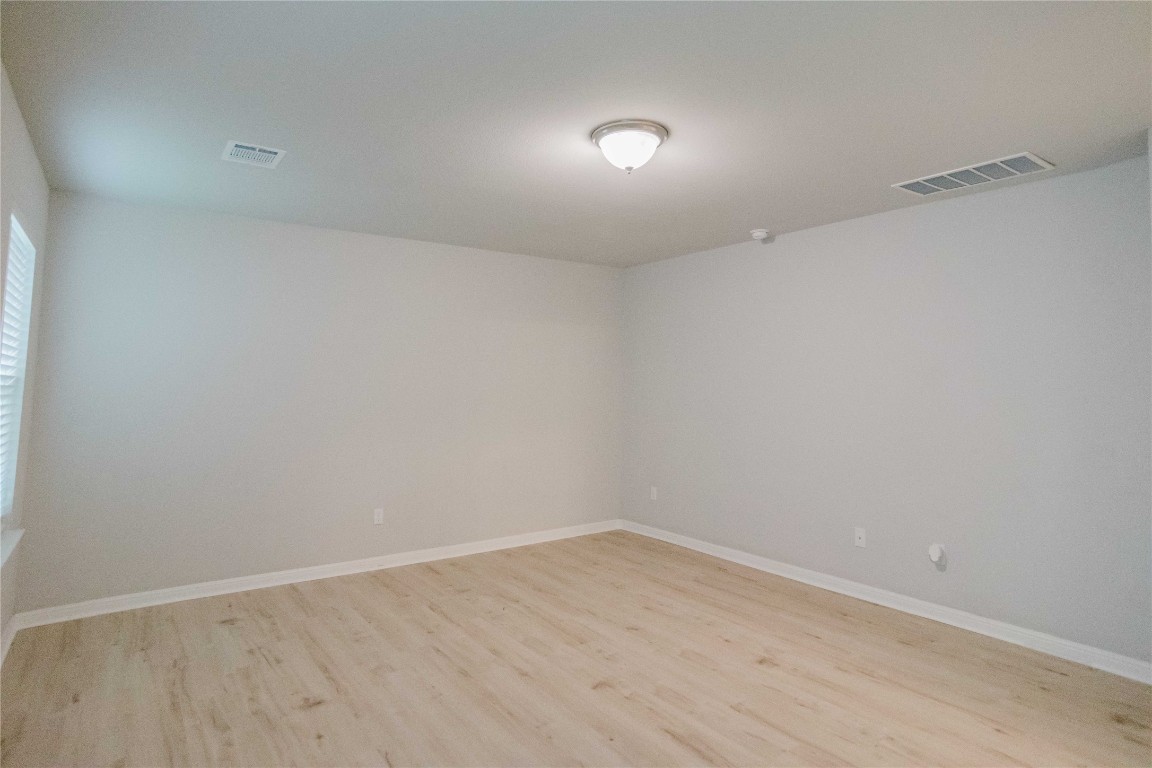 100 Flat Creek Drive , Georgetown, TX, 78633 | 3337100 | Realty Texas LLC