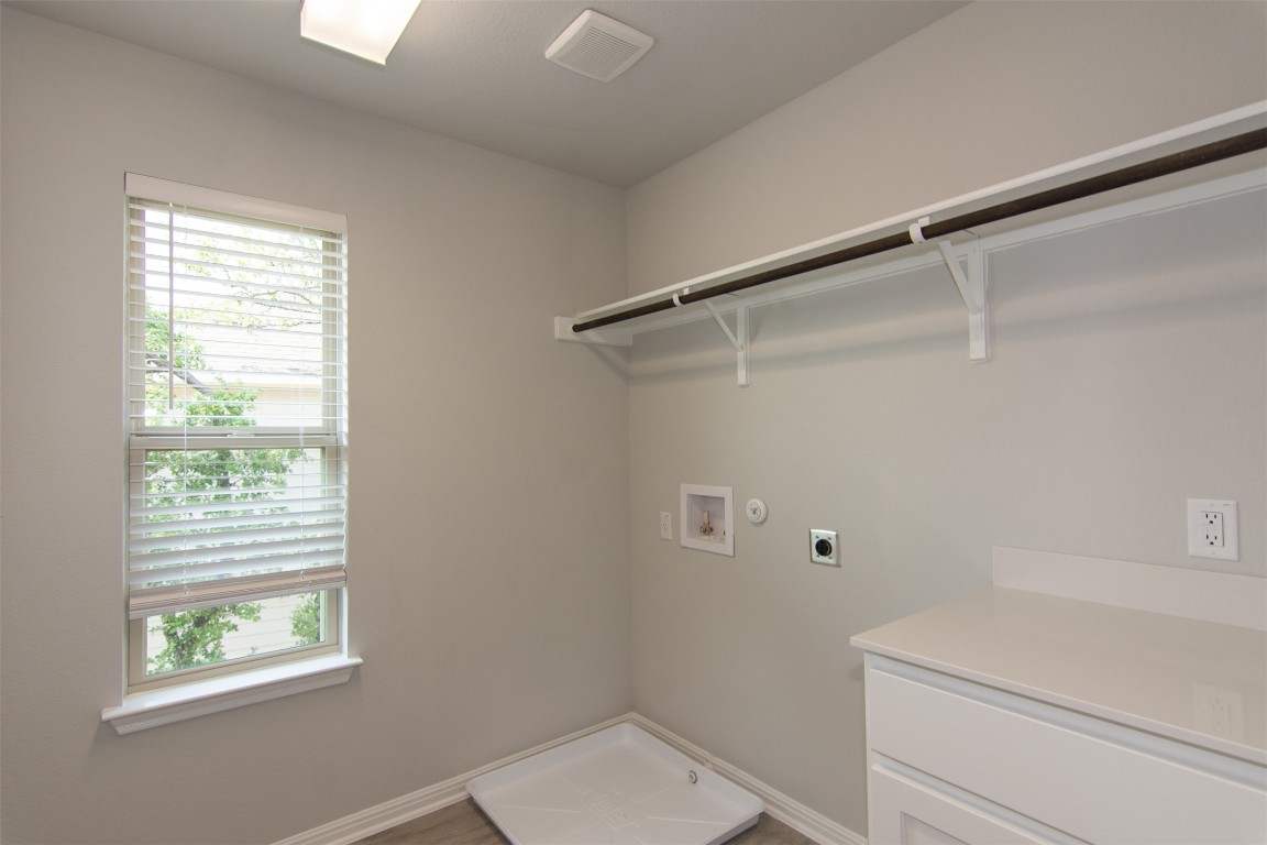 100 Flat Creek Drive , Georgetown, TX, 78633 | 3337100 | Realty Texas LLC