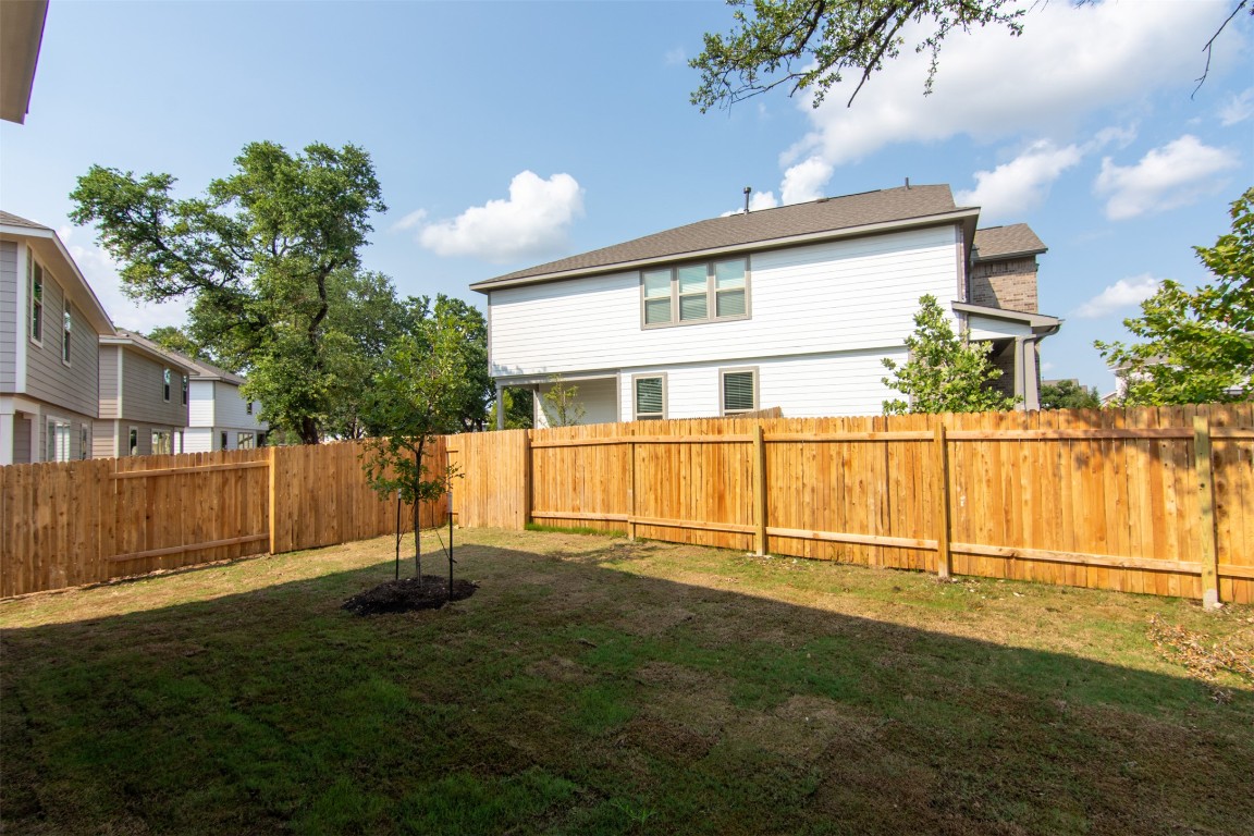 100 Flat Creek Drive , Georgetown, TX, 78633 | 3337100 | Realty Texas LLC