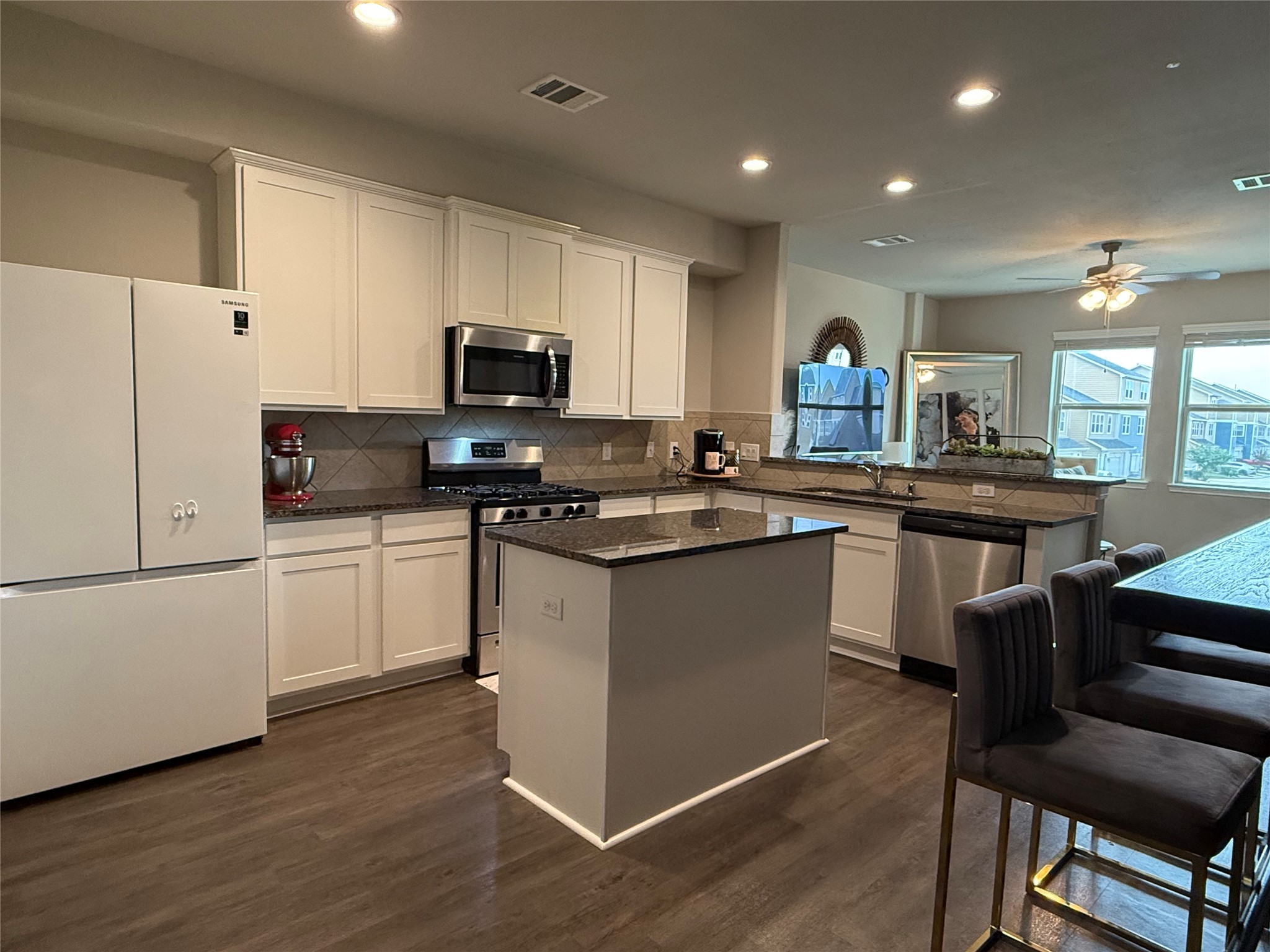 3610 Vista Pointe Drive, Pasadena, TX, 77504 | 41804326 | Realty Texas LLC