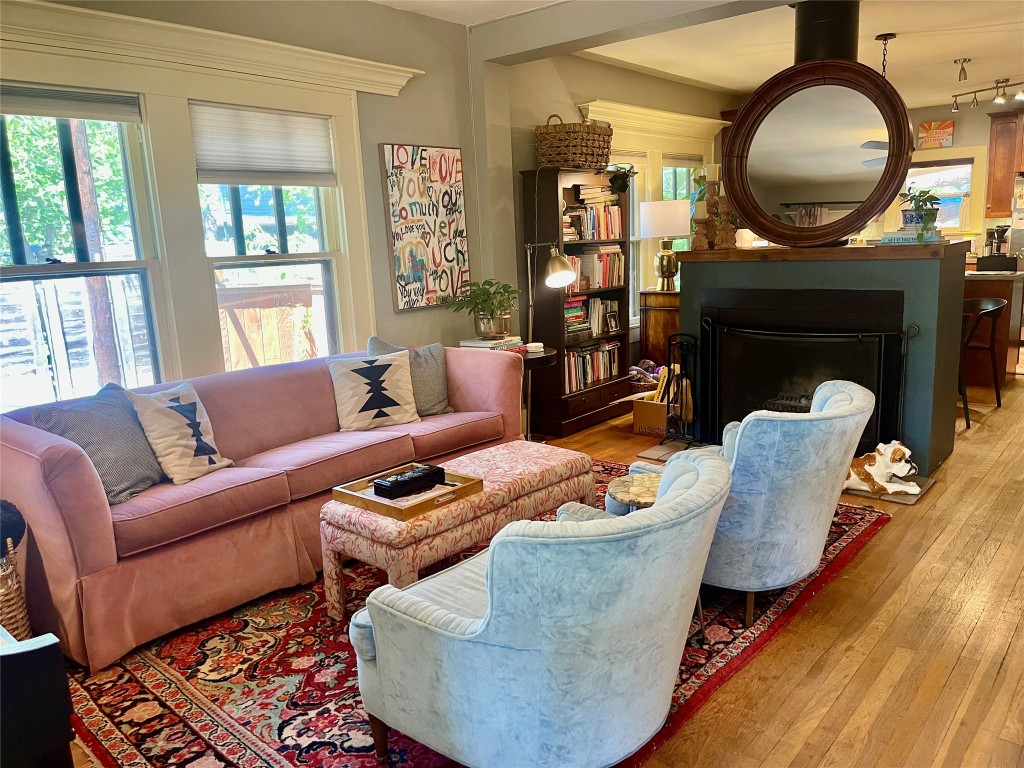 206 E Monroe Street , Austin, TX, 78704 | 8467804 | Realty Texas LLC