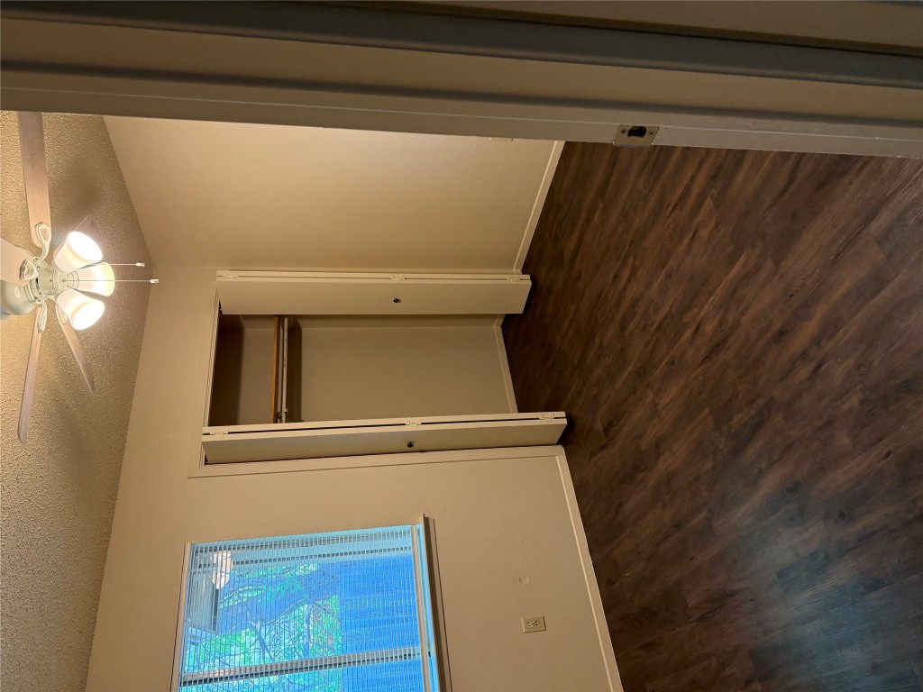 6910 S 1st Street B , Austin, TX, 78745 | 7361775 | Realty Texas LLC