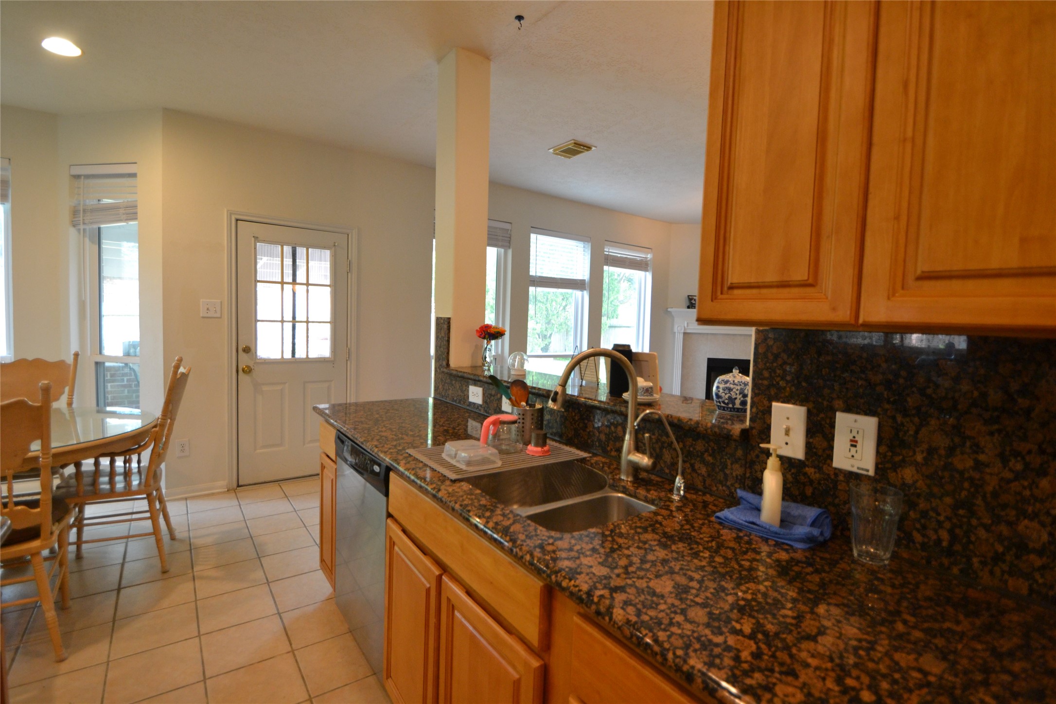 12110 LAUREL Court , Stafford, TX, 77477 | 36306516 | Realty Texas LLC