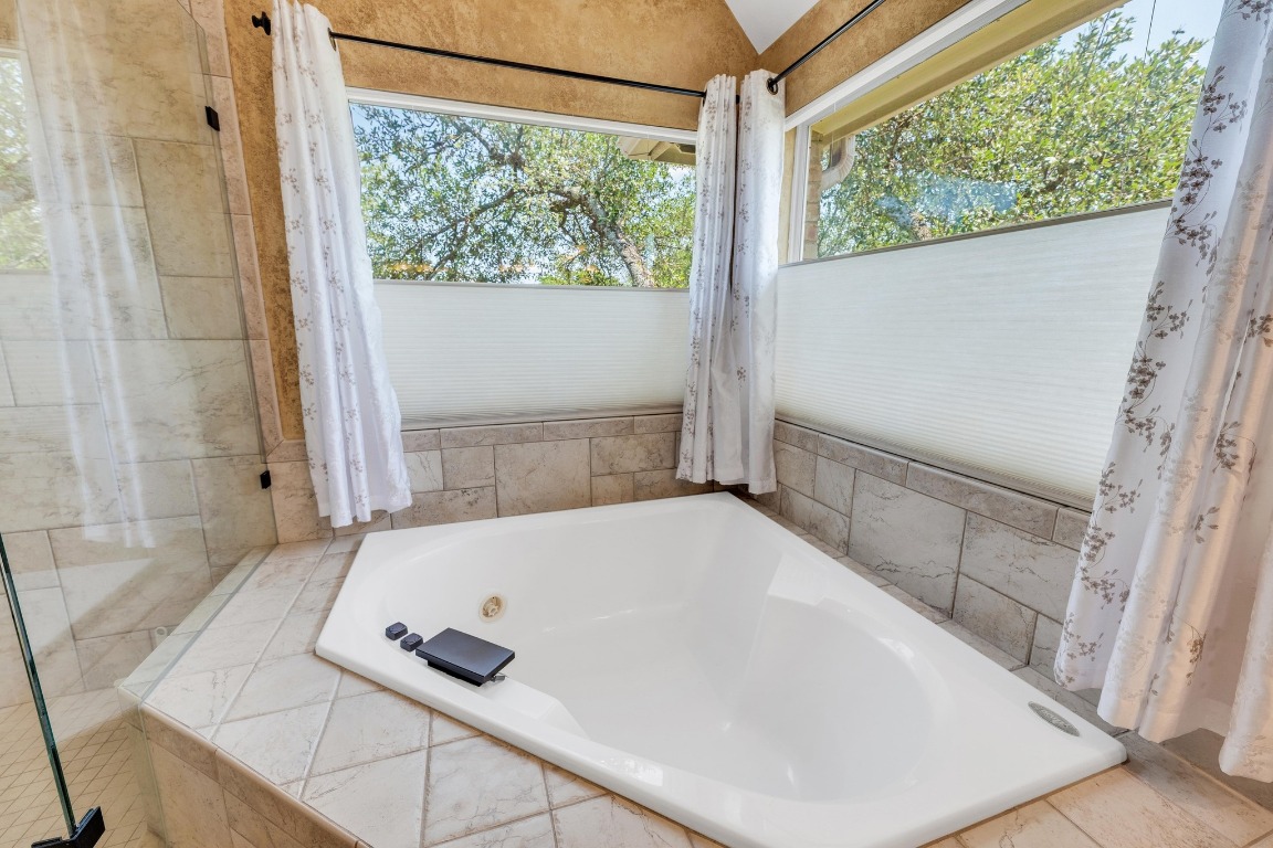 11101 Comiso Pala Path , Austin, TX, 78726 | 3062226 | Realty Texas LLC