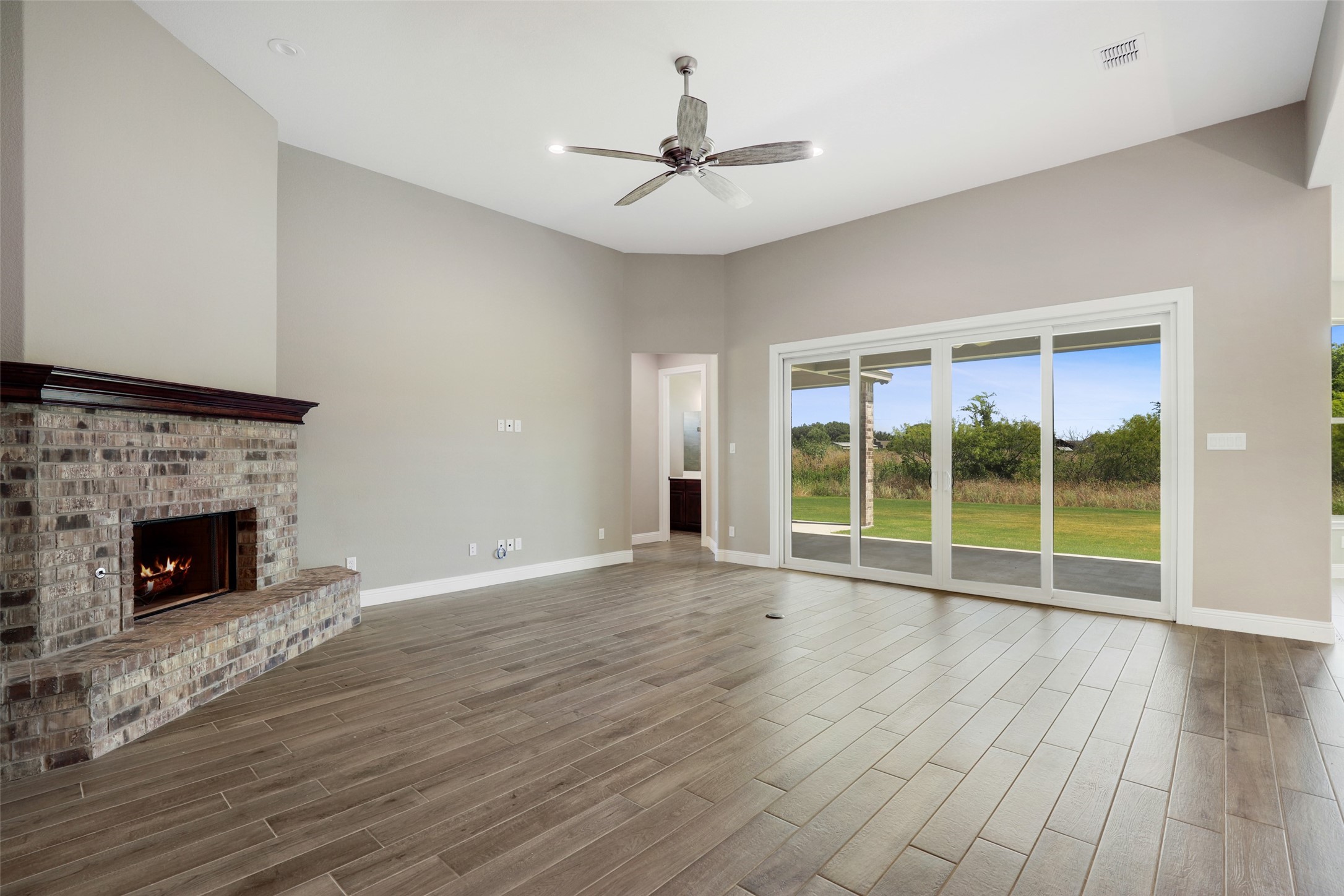 2404 Dartford Drive , Crowley, TX, 76036 | 20950188 | Realty Texas LLC