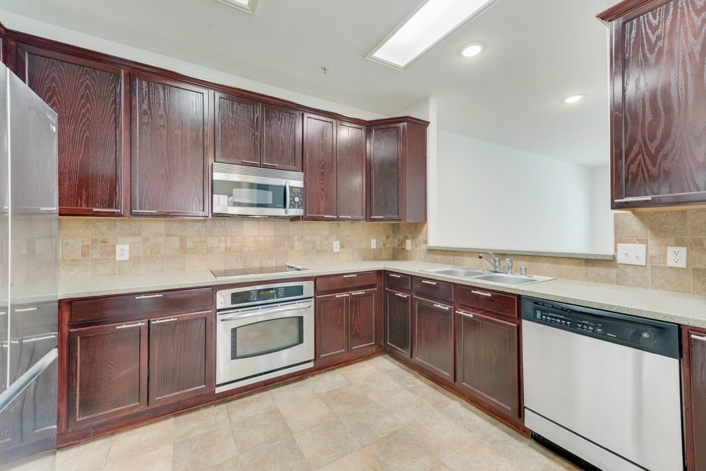 317 Legends Drive , Lewisville, TX, 75057 | 20942854 | Realty Texas LLC