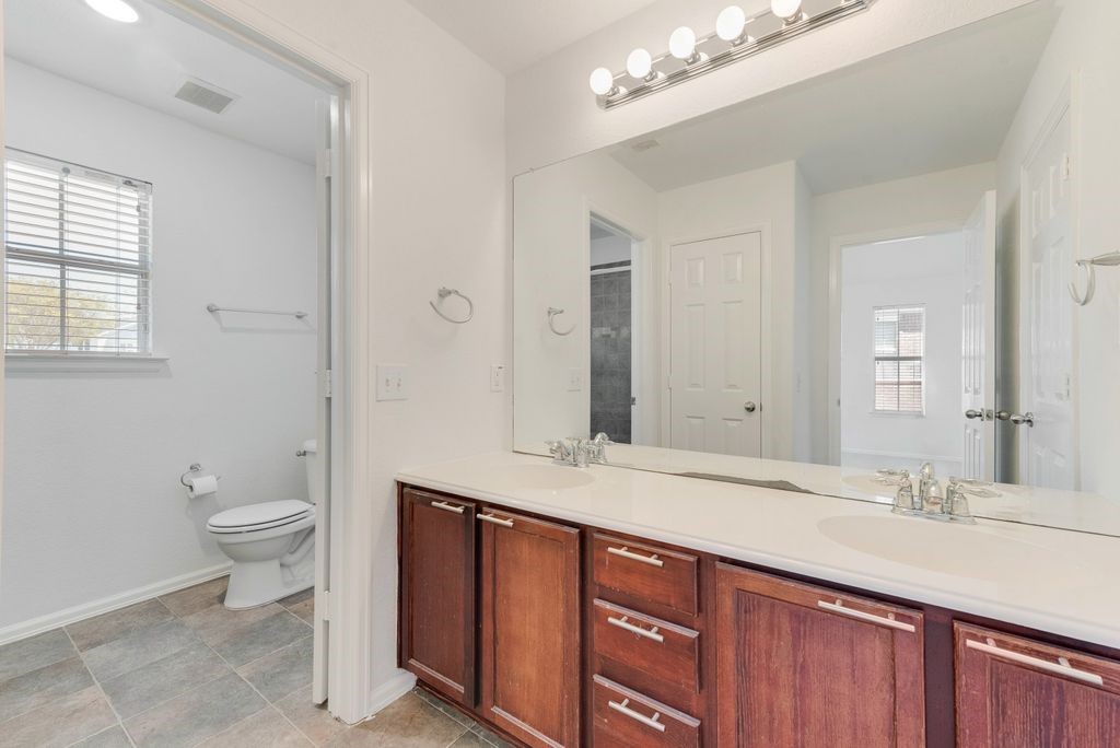 317 Legends Drive , Lewisville, TX, 75057 | 20942854 | Realty Texas LLC