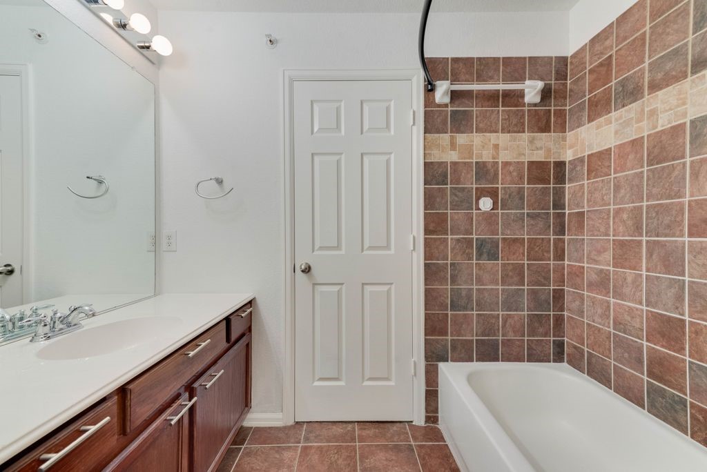 317 Legends Drive , Lewisville, TX, 75057 | 20942854 | Realty Texas LLC