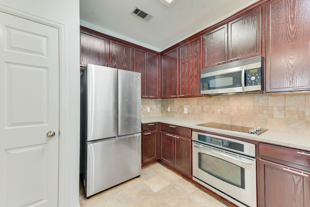 317 Legends Drive , Lewisville, TX, 75057 | 20942854 | Realty Texas LLC