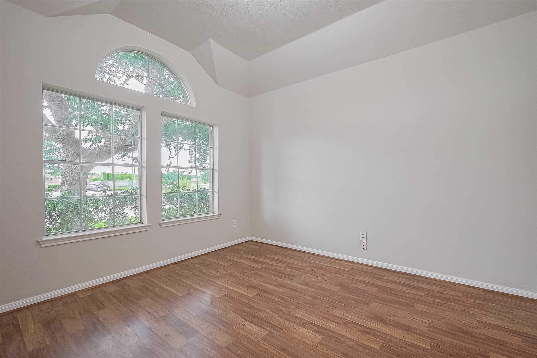 7407 Breda Drive , Baytown, TX, 77521 | 33445323 | Realty Texas LLC