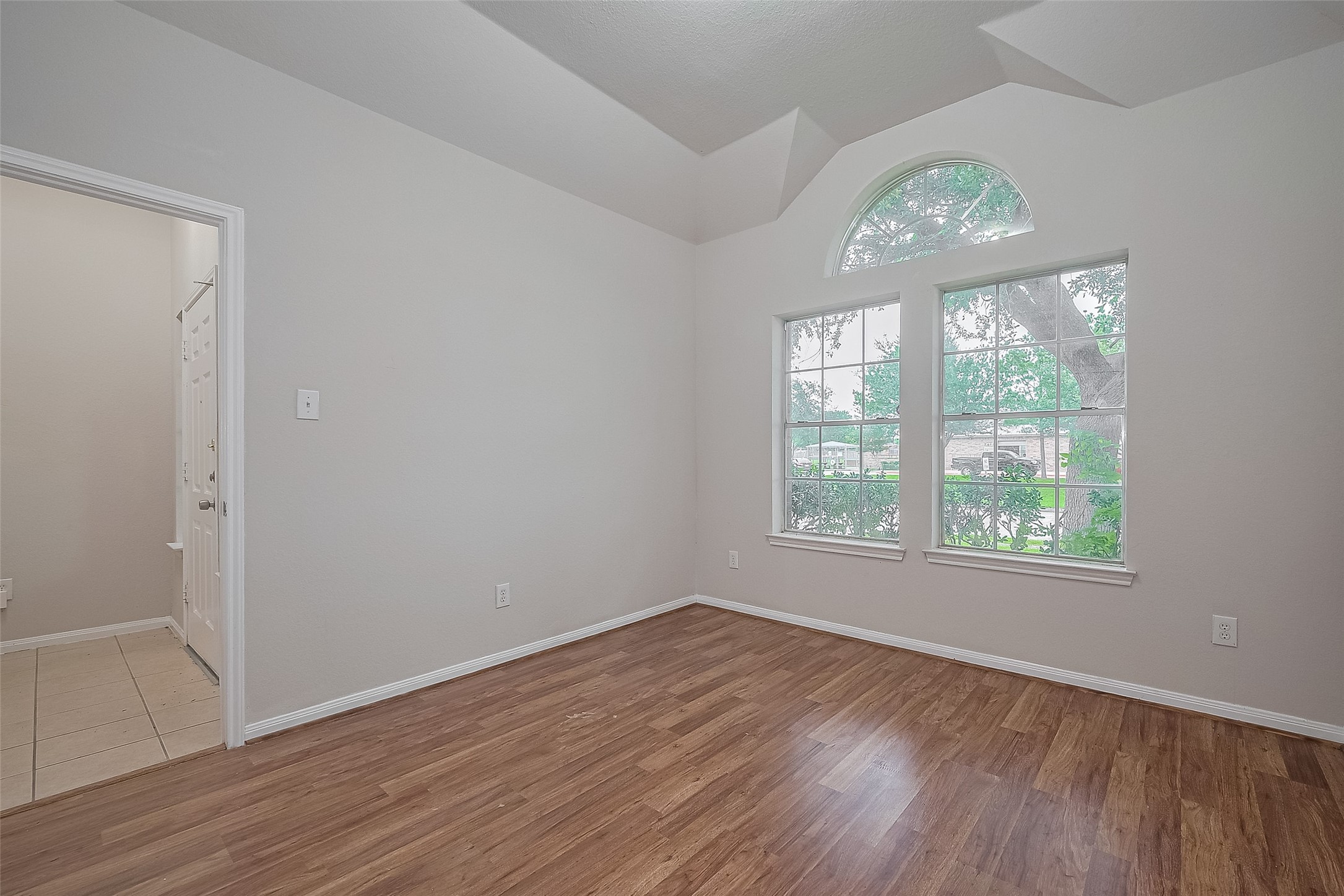 7407 Breda Drive , Baytown, TX, 77521 | 33445323 | Realty Texas LLC