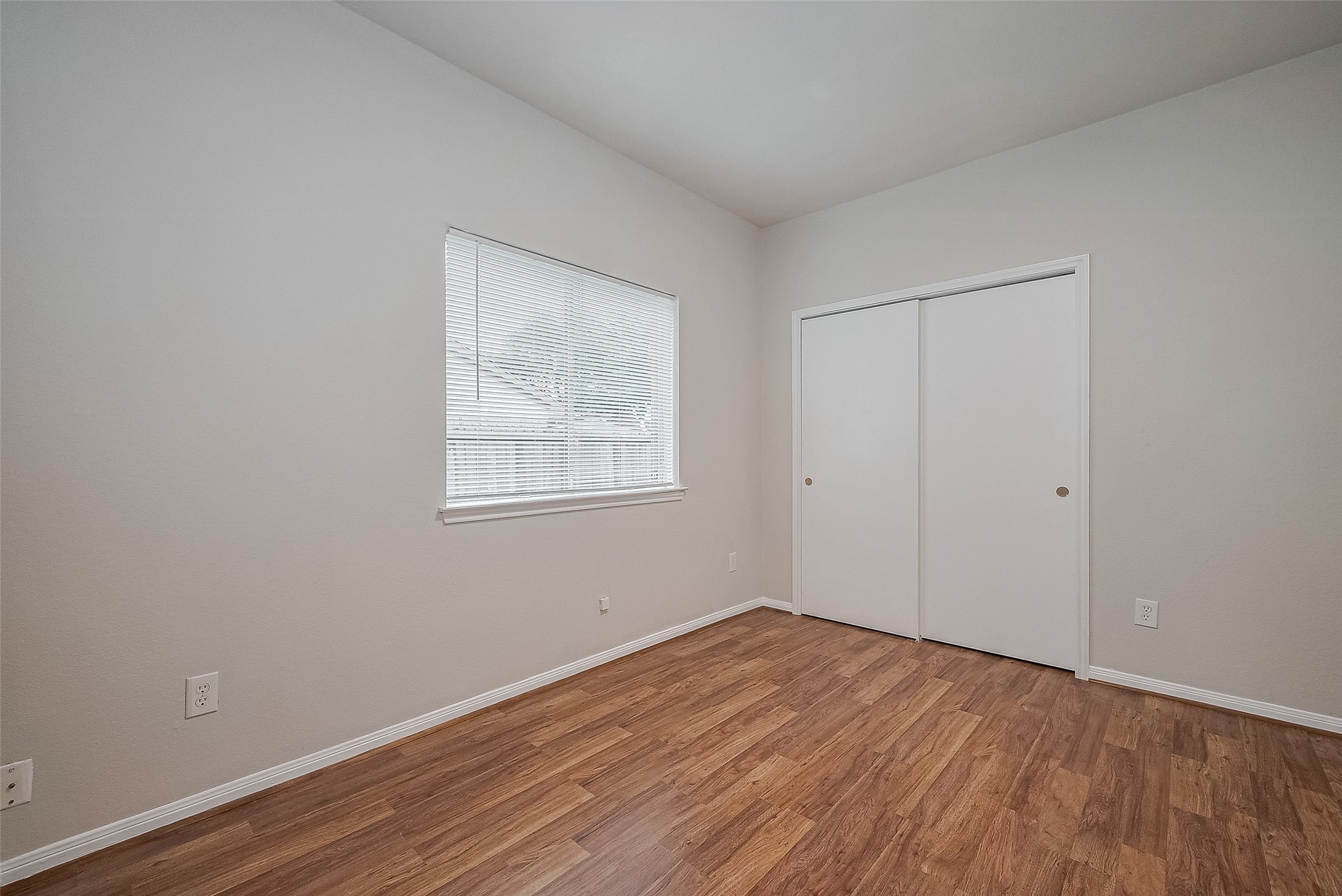 7407 Breda Drive , Baytown, TX, 77521 | 33445323 | Realty Texas LLC