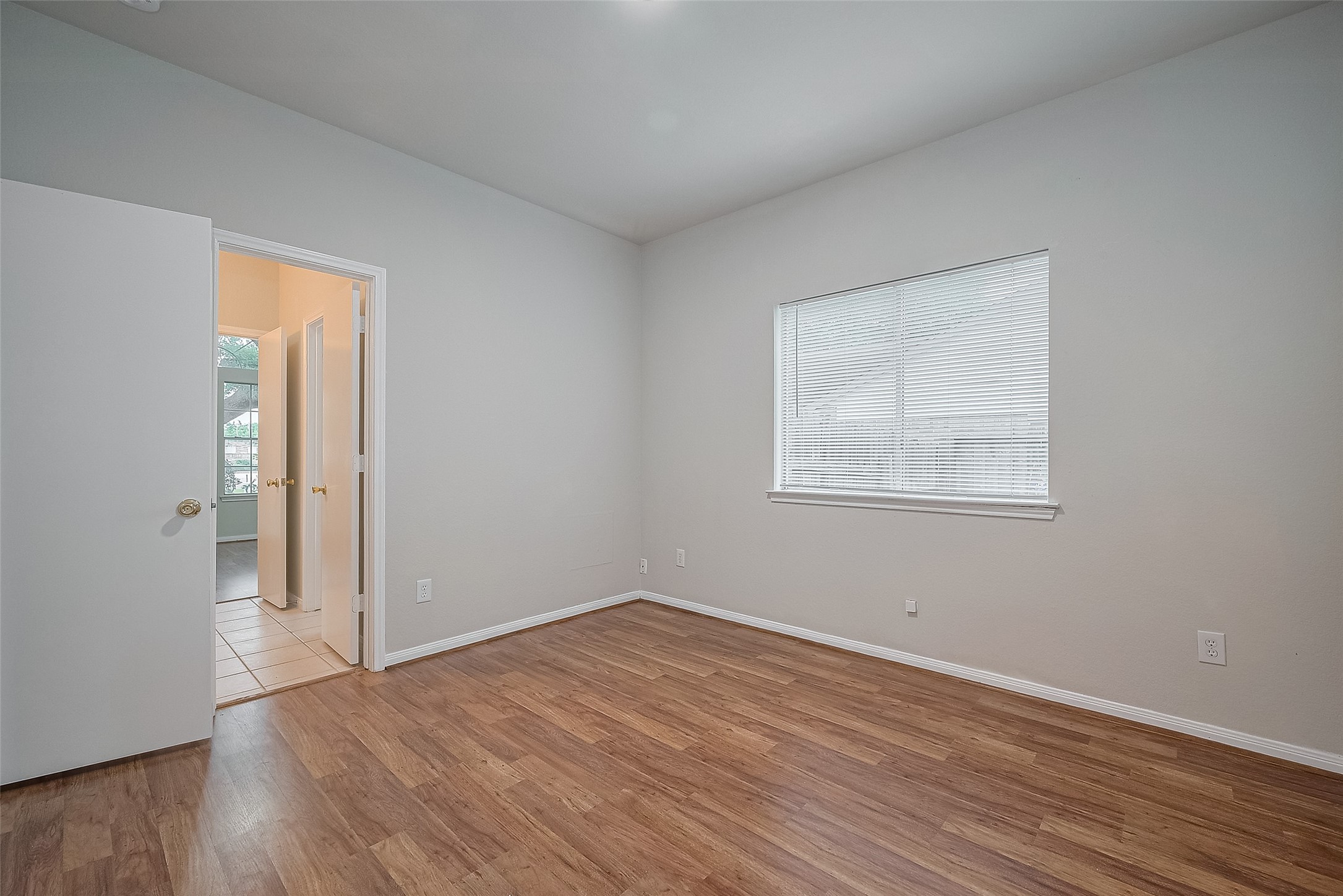 7407 Breda Drive , Baytown, TX, 77521 | 33445323 | Realty Texas LLC
