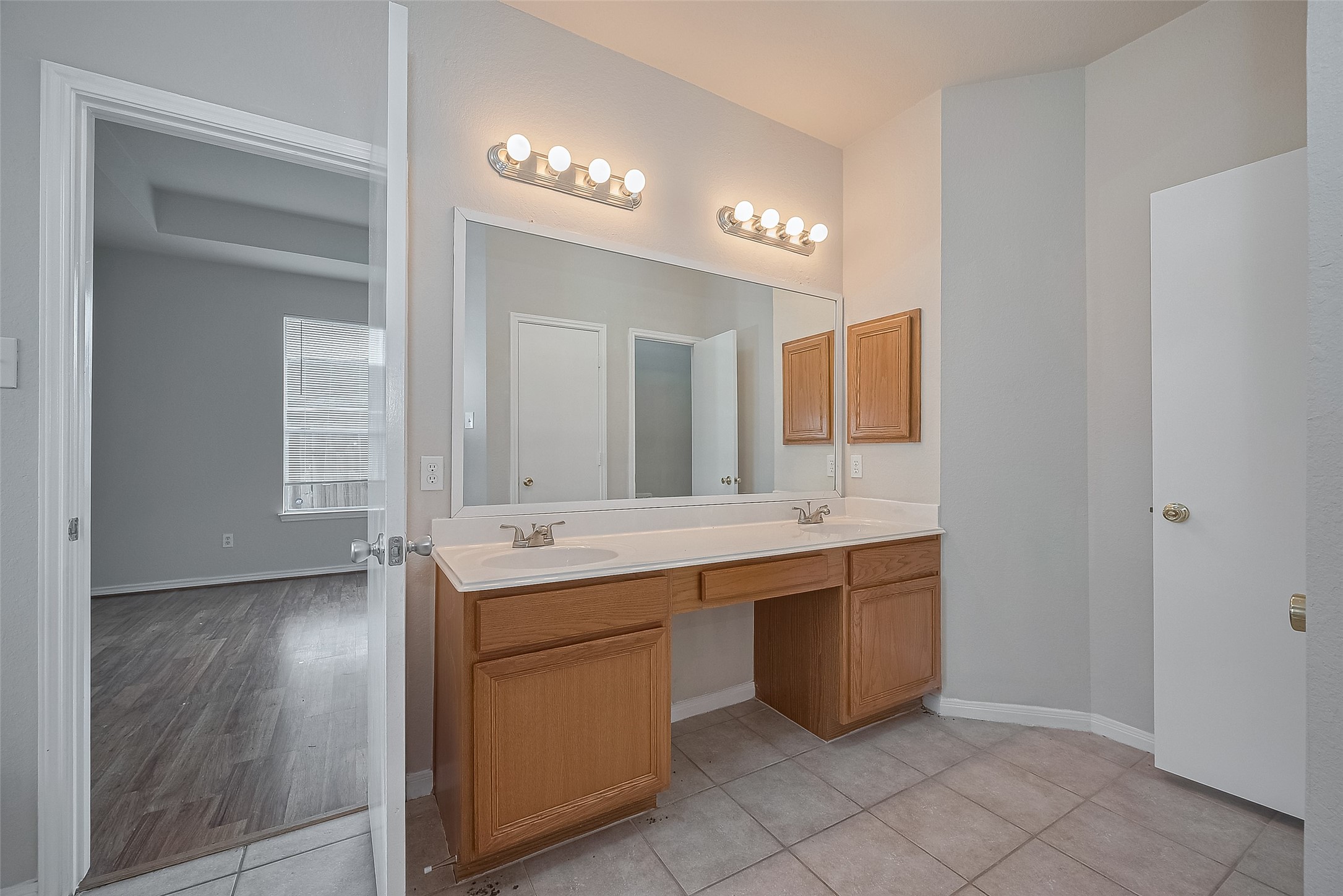7407 Breda Drive , Baytown, TX, 77521 | 33445323 | Realty Texas LLC
