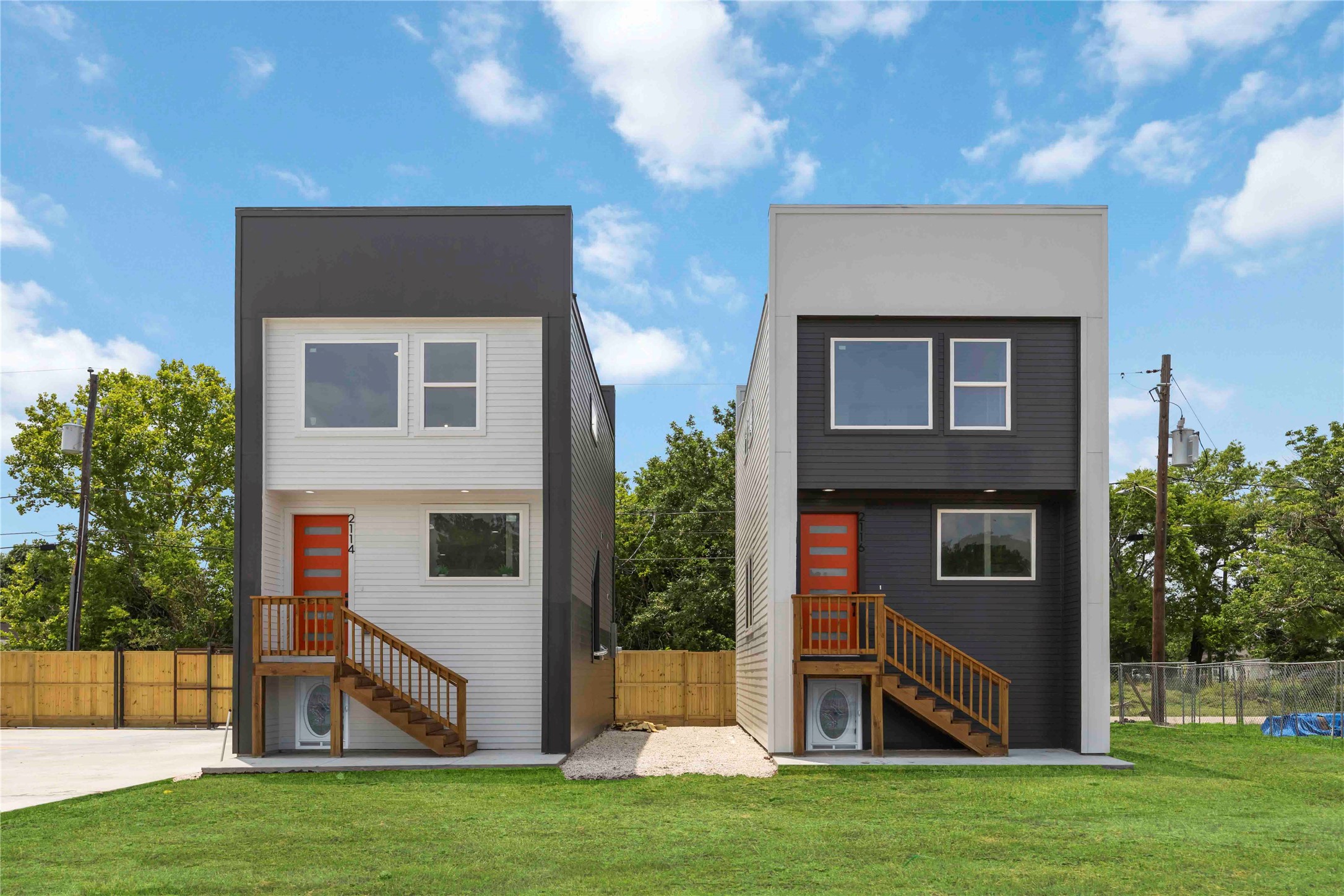2110 - 2112 Des Chaumes Street , Houston, TX, 77026 | 53940585 | Realty Texas LLC