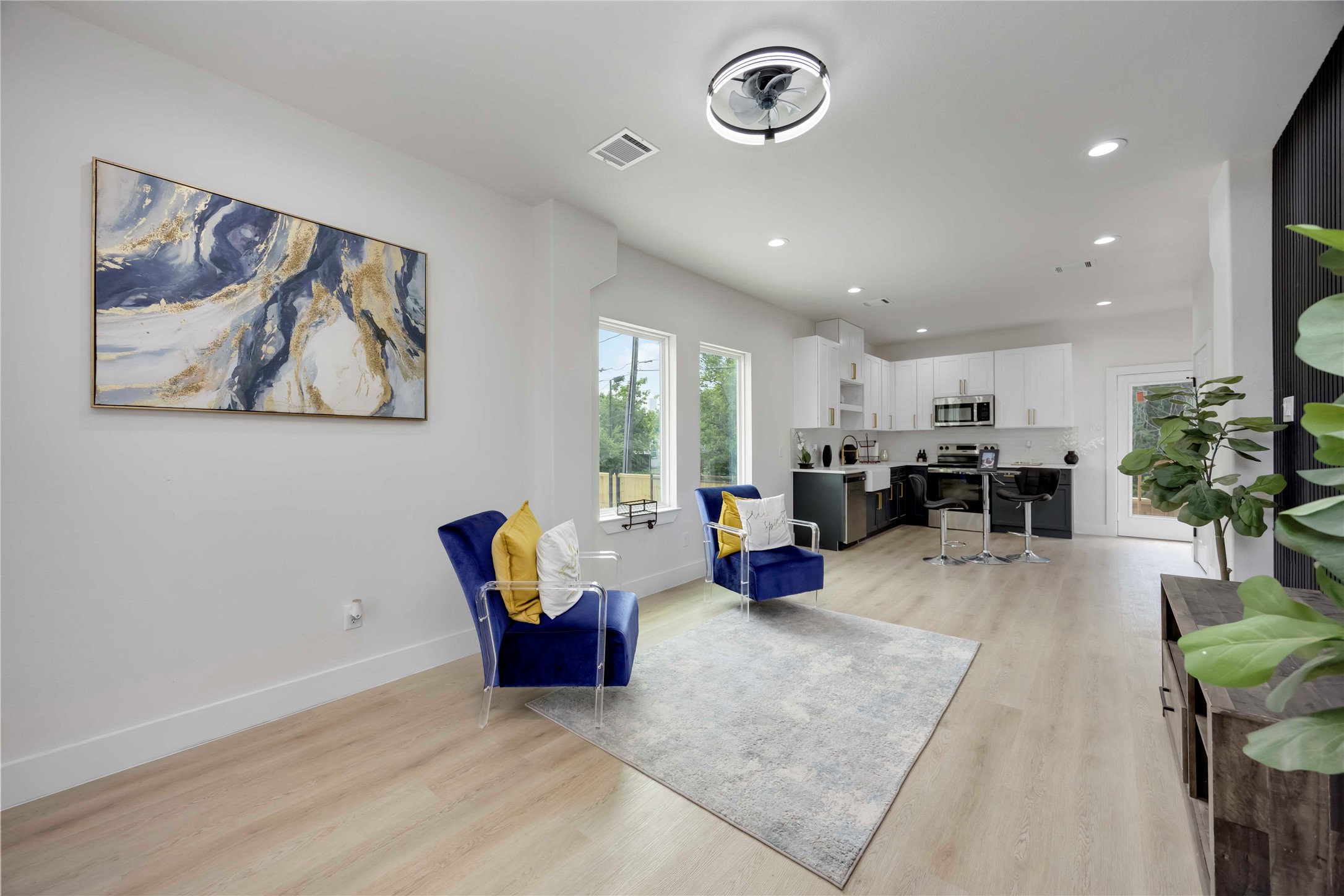 2110 - 2112 Des Chaumes Street , Houston, TX, 77026 | 53940585 | Realty Texas LLC