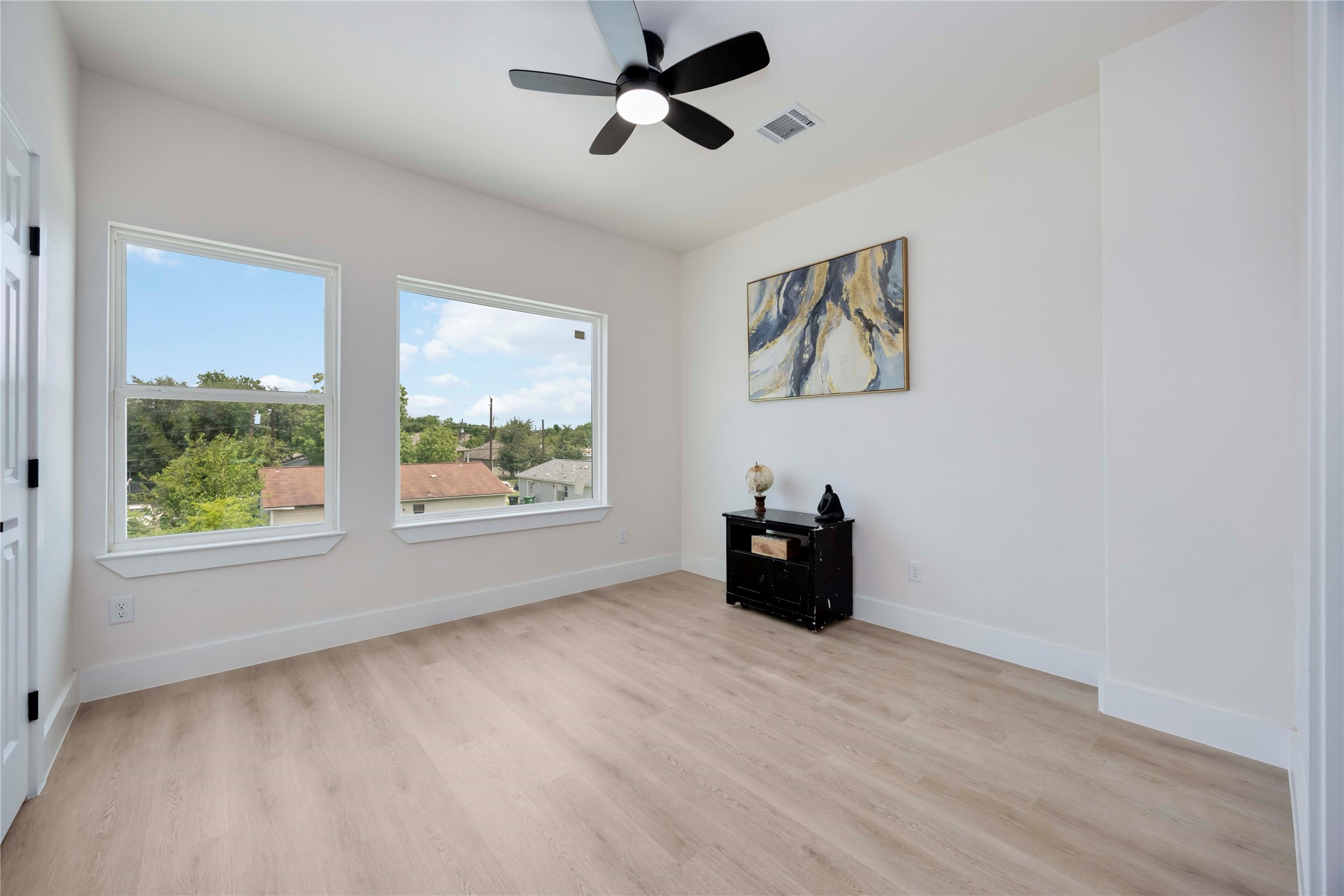 2110 - 2112 Des Chaumes Street , Houston, TX, 77026 | 53940585 | Realty Texas LLC