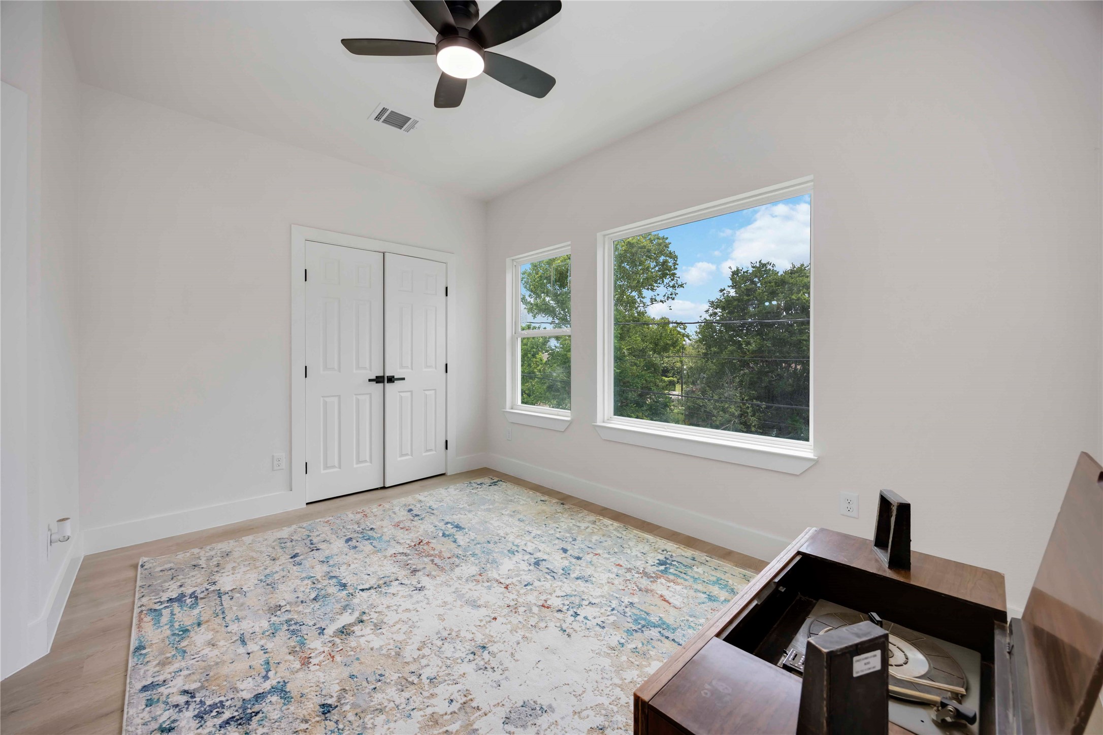 2110 - 2112 Des Chaumes Street , Houston, TX, 77026 | 53940585 | Realty Texas LLC