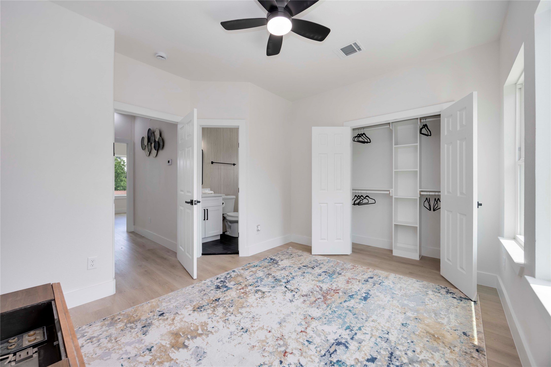 2110 - 2112 Des Chaumes Street , Houston, TX, 77026 | 53940585 | Realty Texas LLC