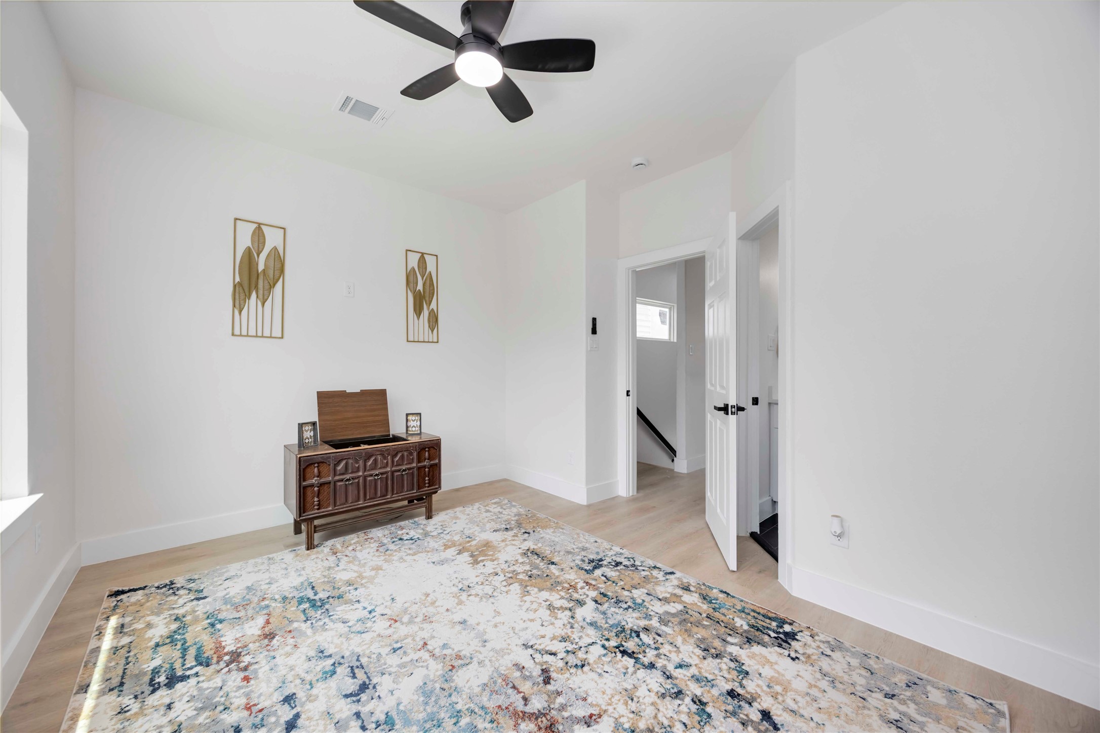 2110 - 2112 Des Chaumes Street , Houston, TX, 77026 | 53940585 | Realty Texas LLC