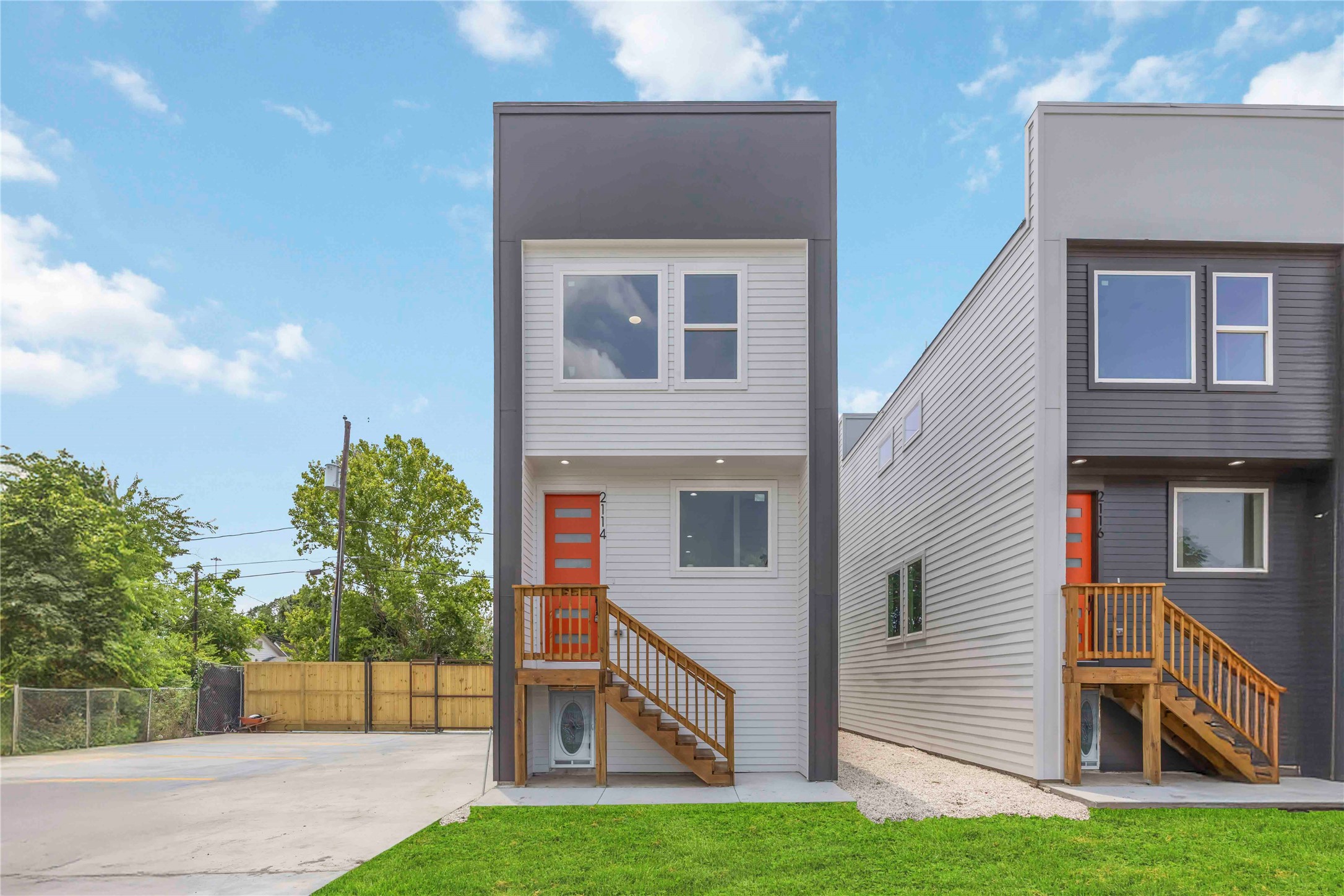 2110 - 2112 Des Chaumes Street , Houston, TX, 77026 | 53940585 | Realty Texas LLC