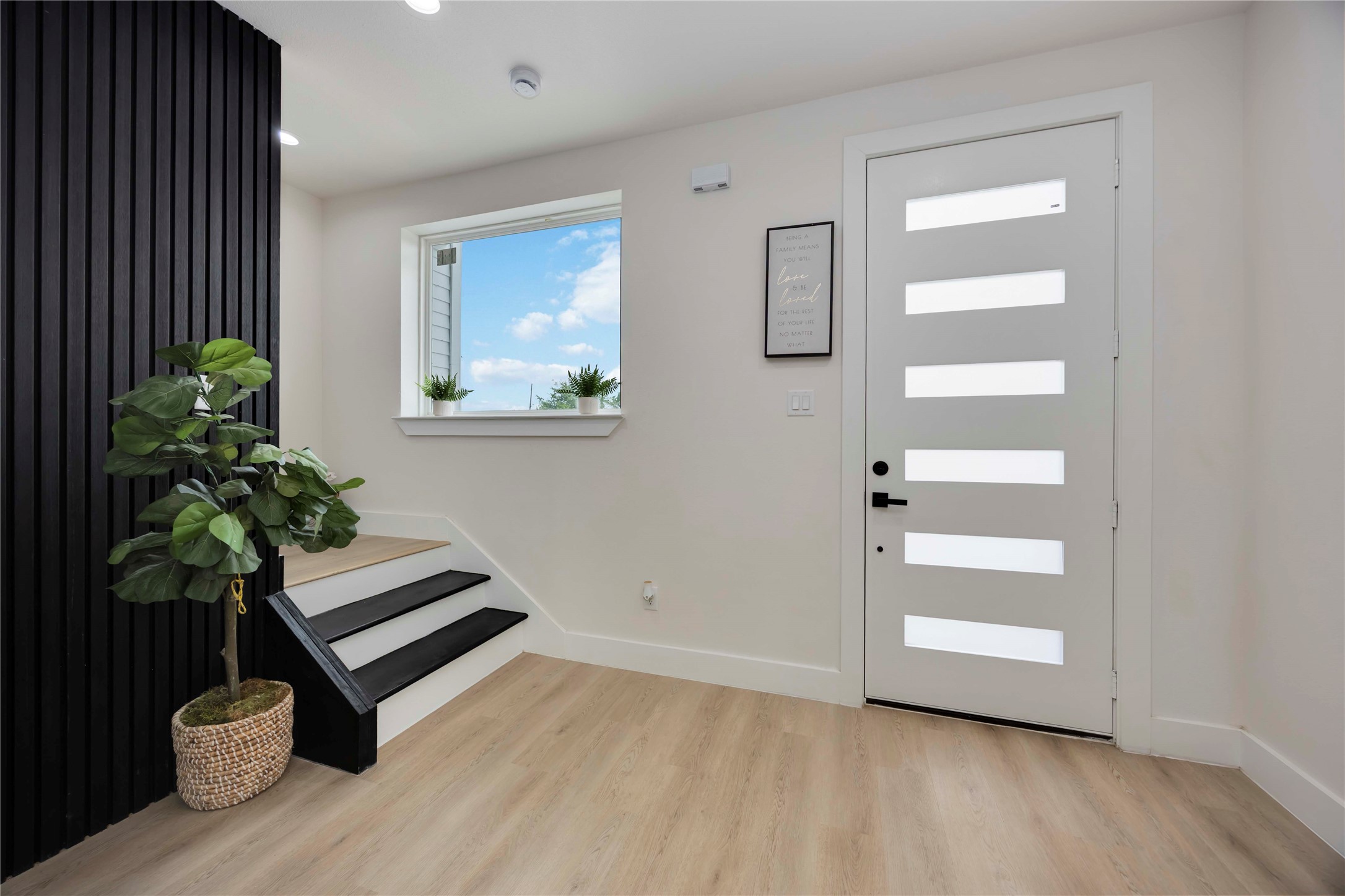 2110 - 2112 Des Chaumes Street , Houston, TX, 77026 | 53940585 | Realty Texas LLC