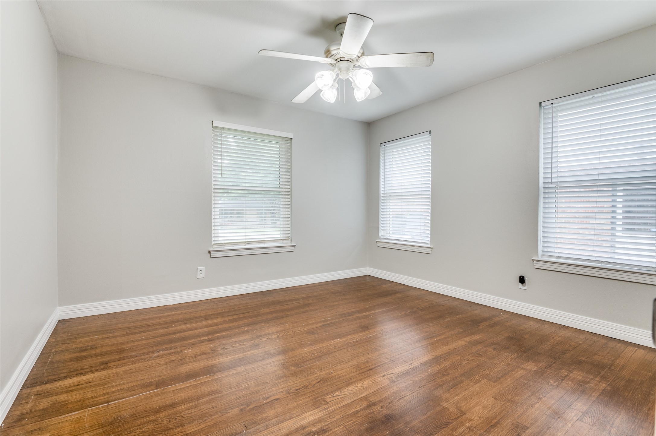 3202 Texas Drive , Dallas, TX, 75211 | 20950415 | Realty Texas LLC