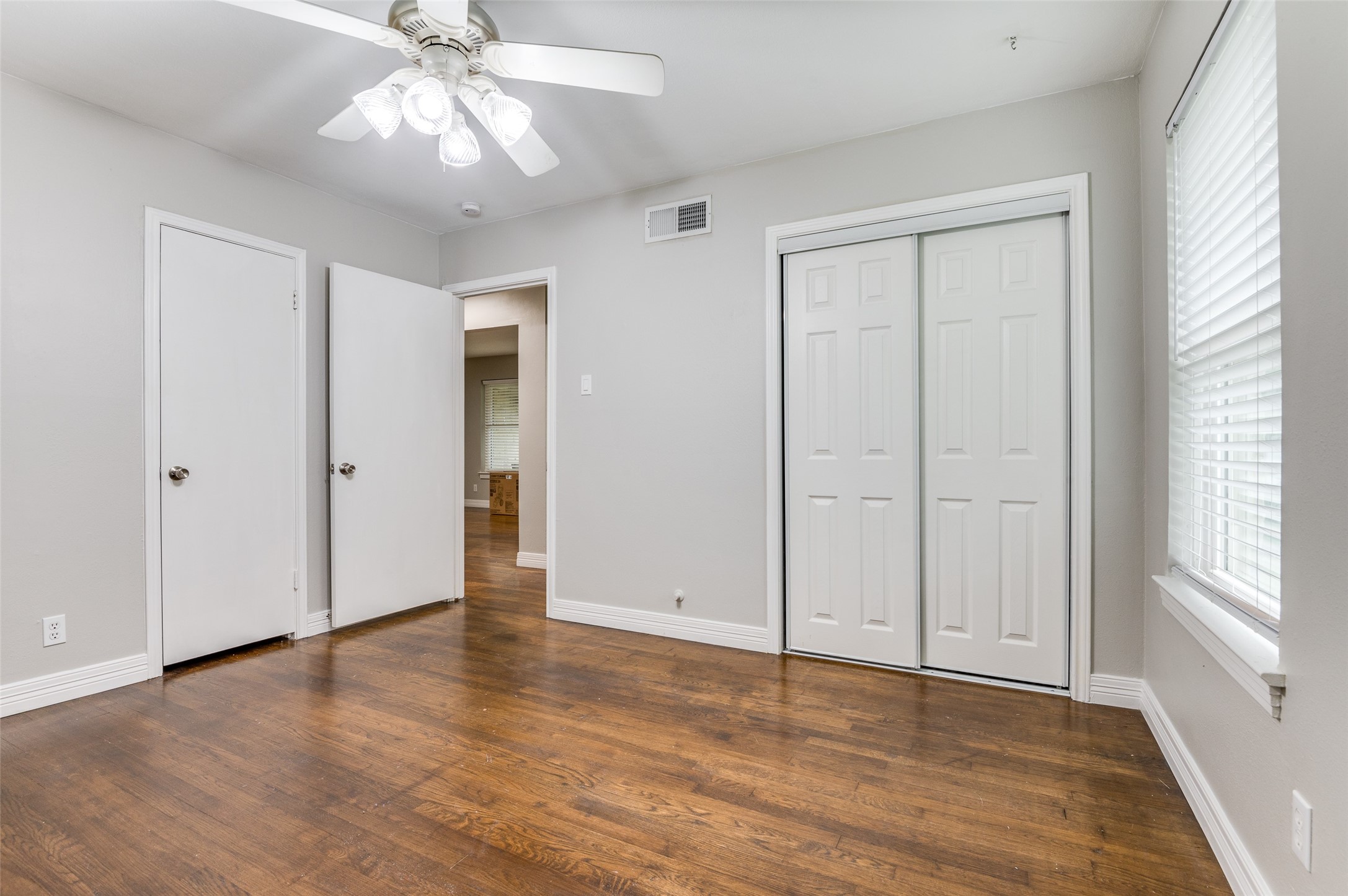 3202 Texas Drive , Dallas, TX, 75211 | 20950415 | Realty Texas LLC