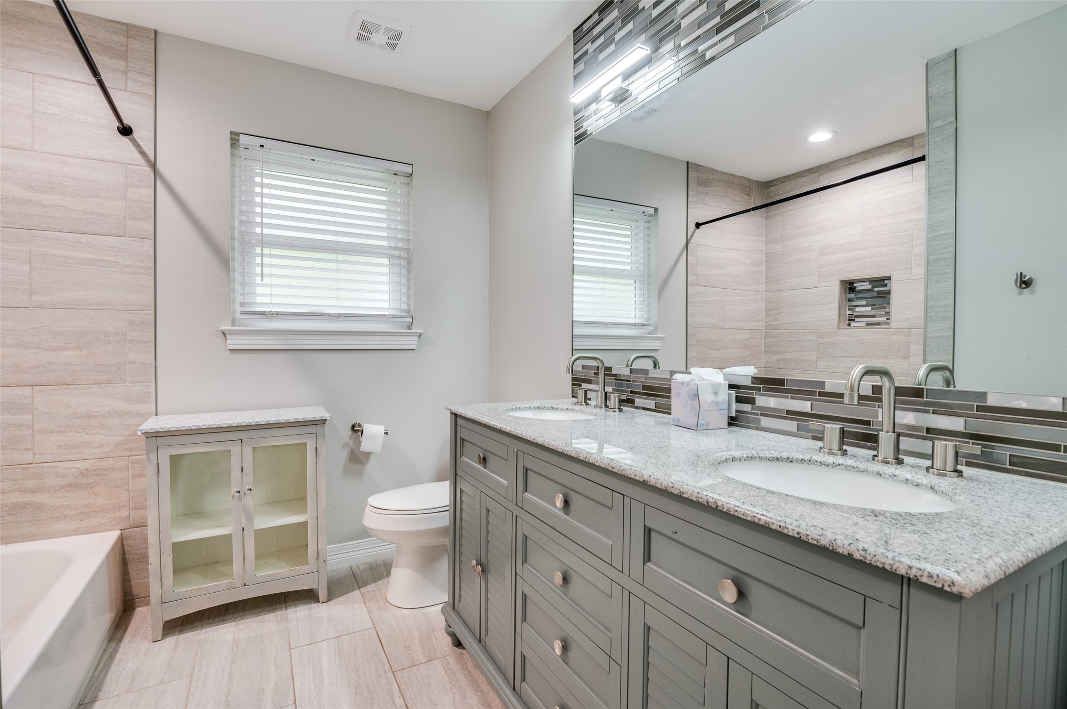 3202 Texas Drive , Dallas, TX, 75211 | 20950415 | Realty Texas LLC