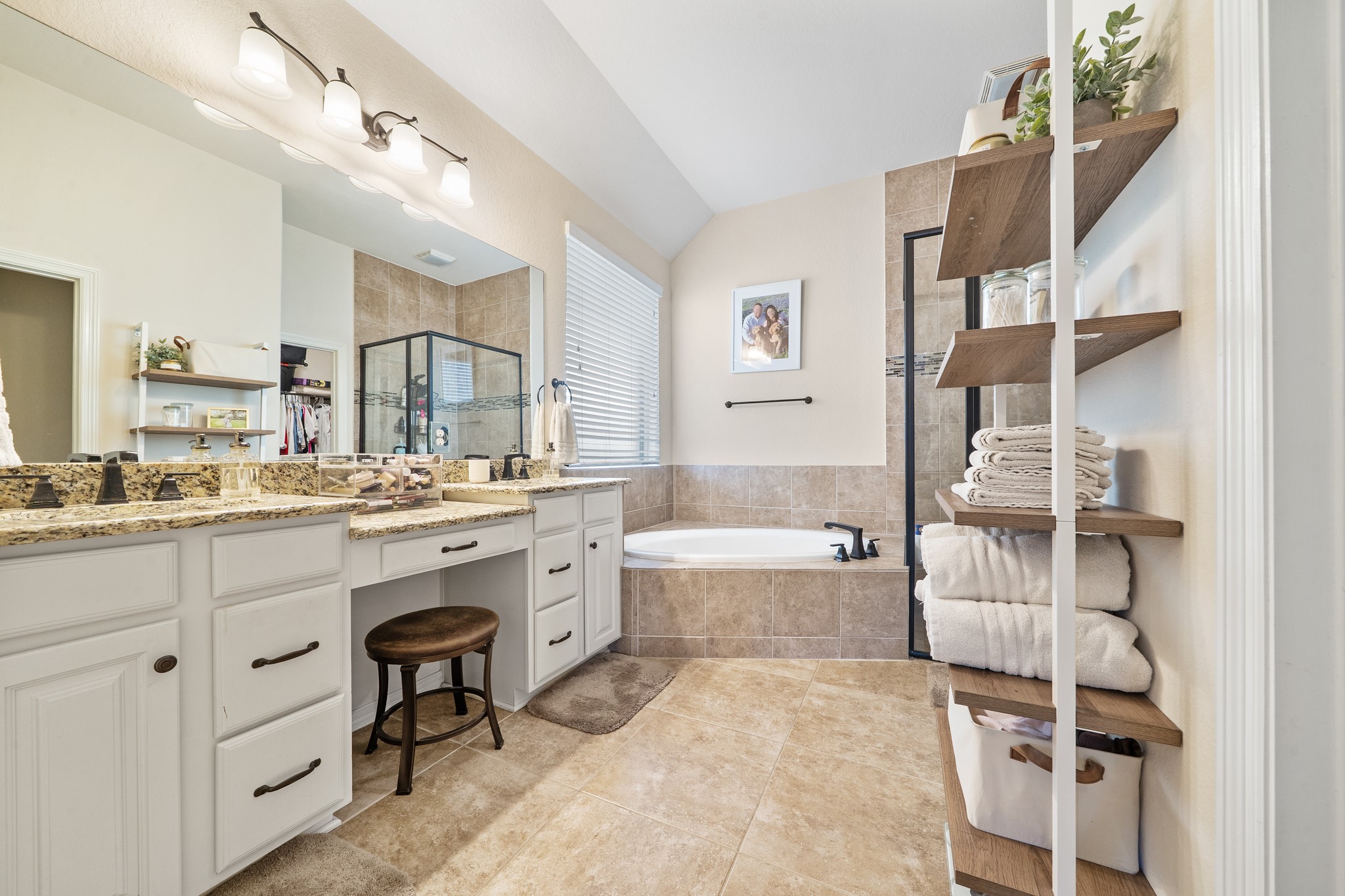 2935 Dawn Haven Lane , Pearland, TX, 77584 | 67512607 | Realty Texas LLC