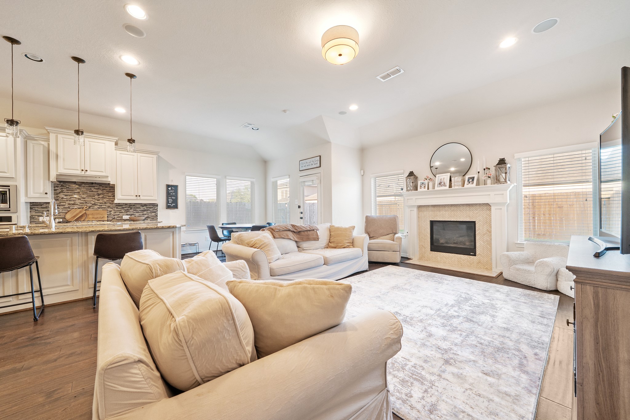2935 Dawn Haven Lane , Pearland, TX, 77584 | 67512607 | Realty Texas LLC