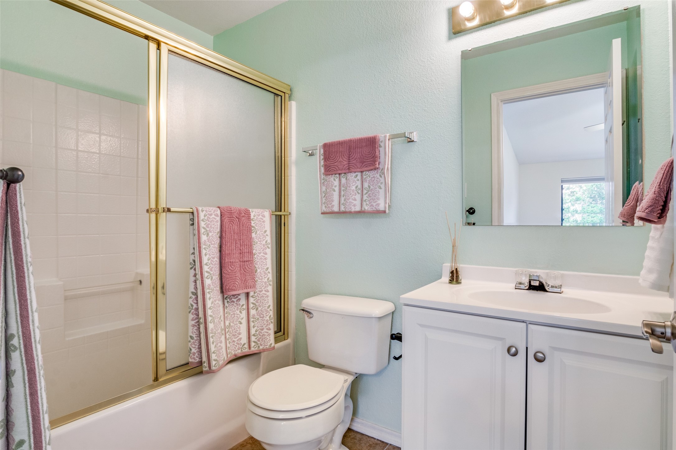1112 Forest Creek Street , Benbrook, TX, 76126 | 20929349 | Realty Texas LLC