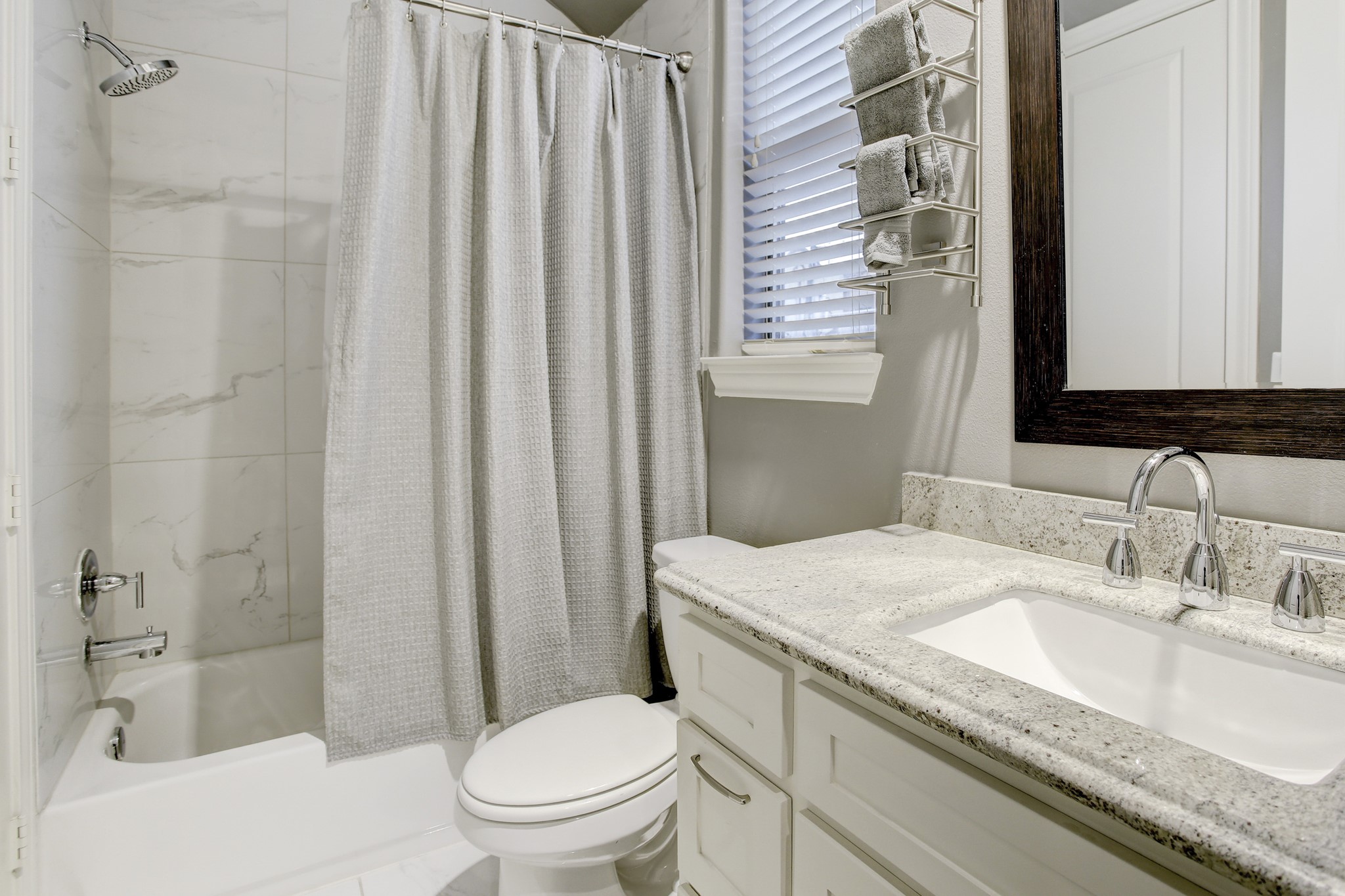 5506 Darling Street , Houston, TX, 77007 | 26567205 | Realty Texas LLC