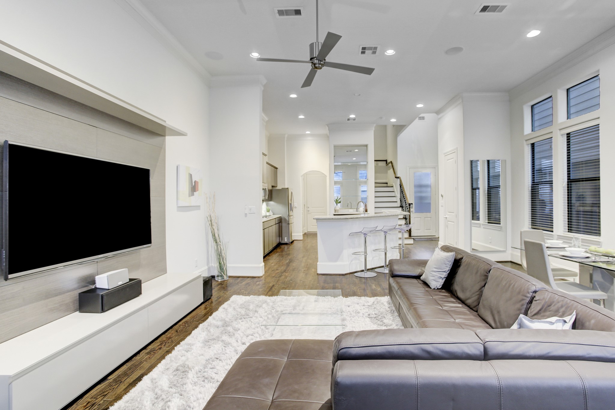 5506 Darling Street , Houston, TX, 77007 | 26567205 | Realty Texas LLC