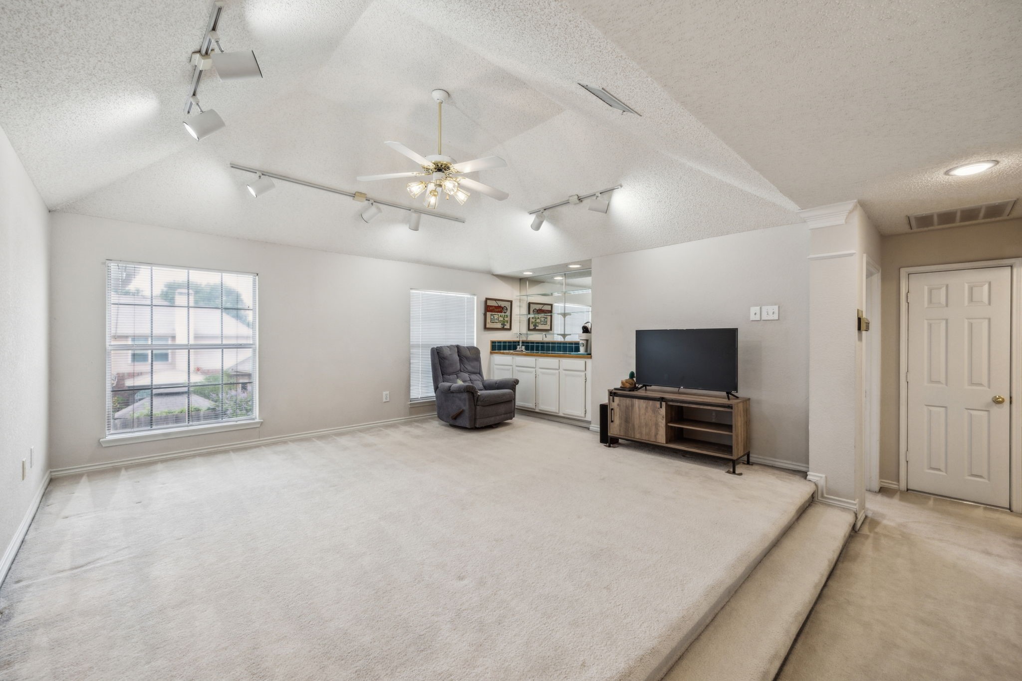 4204 Squire Court , Grapevine, TX, 76051 | 20944119 | Realty Texas LLC