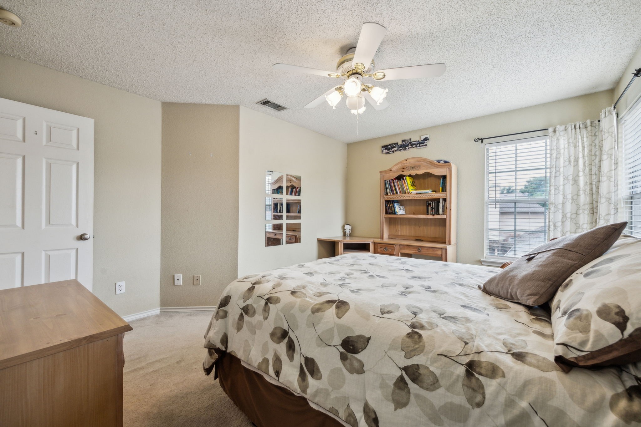 4204 Squire Court , Grapevine, TX, 76051 | 20944119 | Realty Texas LLC