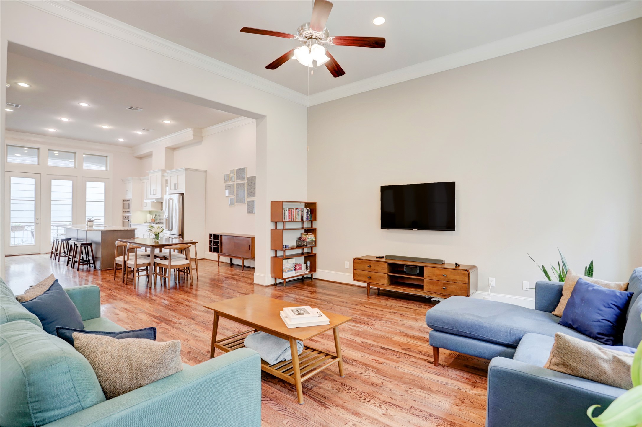 1348 W 25th Street , Houston, TX, 77008 | 84676613 | Realty Texas LLC