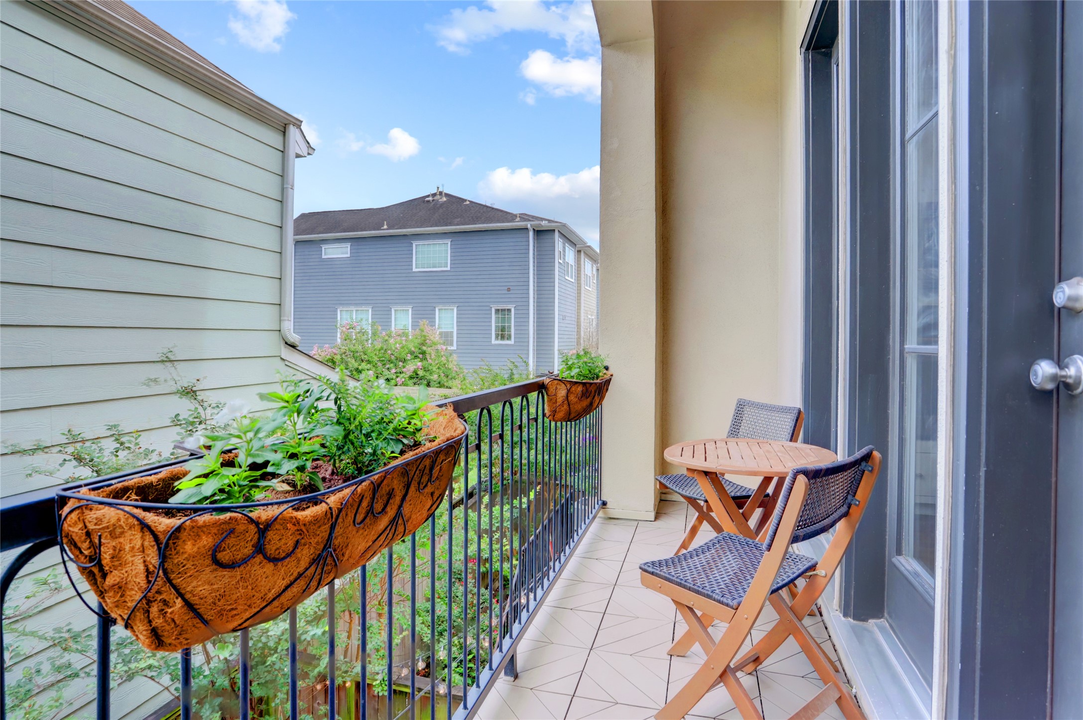 1348 W 25th Street , Houston, TX, 77008 | 84676613 | Realty Texas LLC