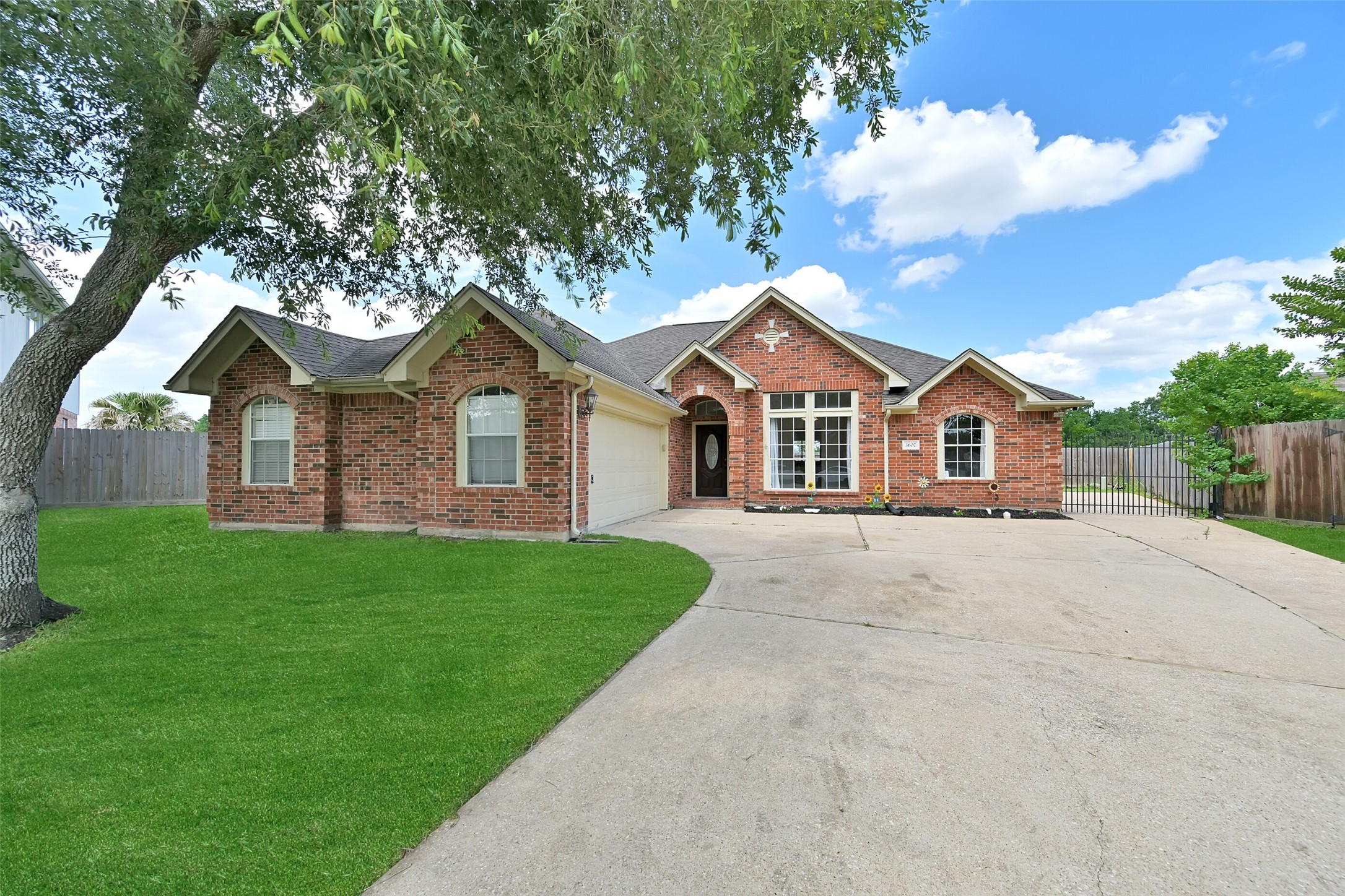 3607 Brandon Court , Pasadena, TX, 77505 | 76461728 | Realty Texas LLC