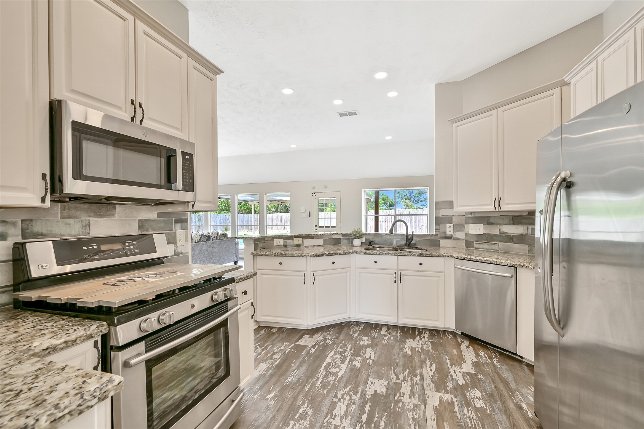3607 Brandon Court , Pasadena, TX, 77505 | 76461728 | Realty Texas LLC