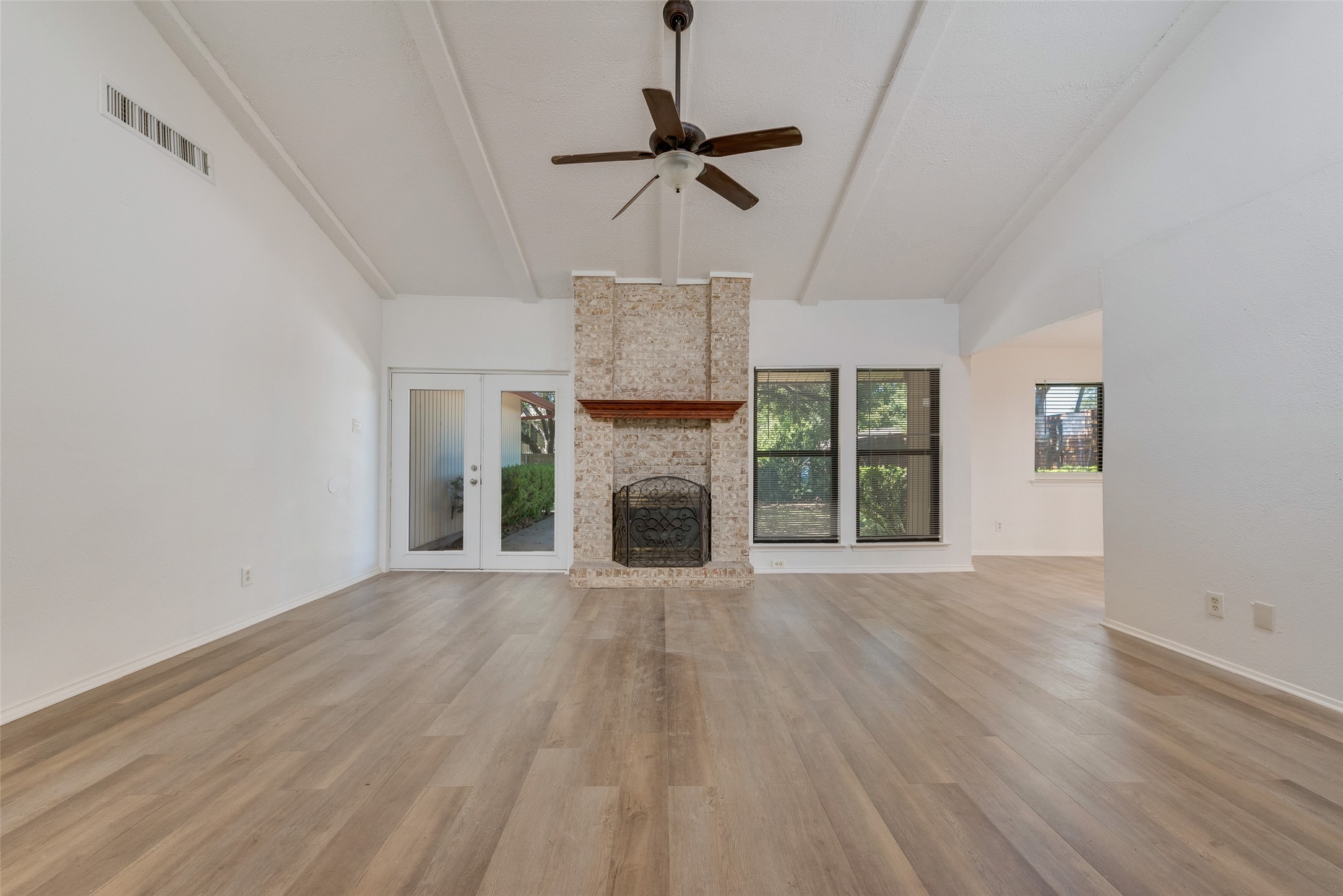 43 Merrie Circle , Richardson, TX, 75081 | 20950778 | Realty Texas LLC