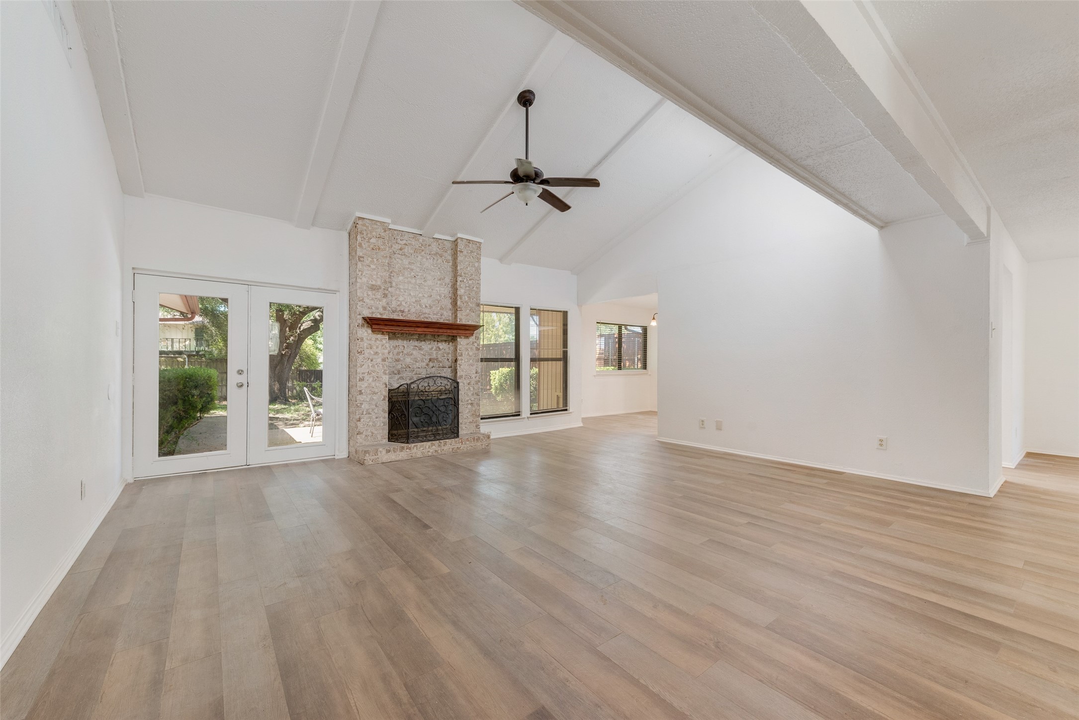 43 Merrie Circle , Richardson, TX, 75081 | 20950778 | Realty Texas LLC