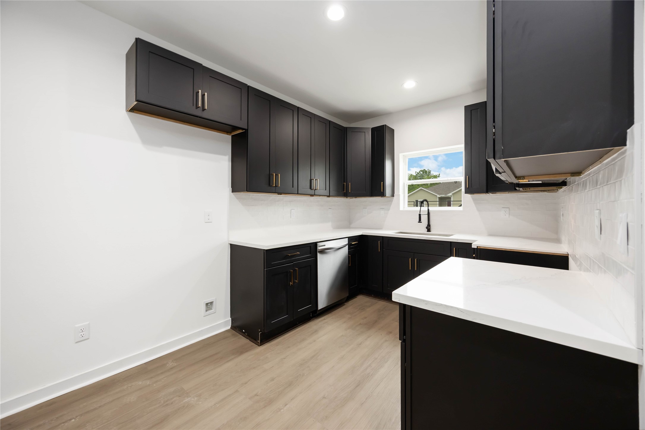 416 N Carolina Street A/B , Houston, TX, 77029 | 36195322 | Realty Texas LLC