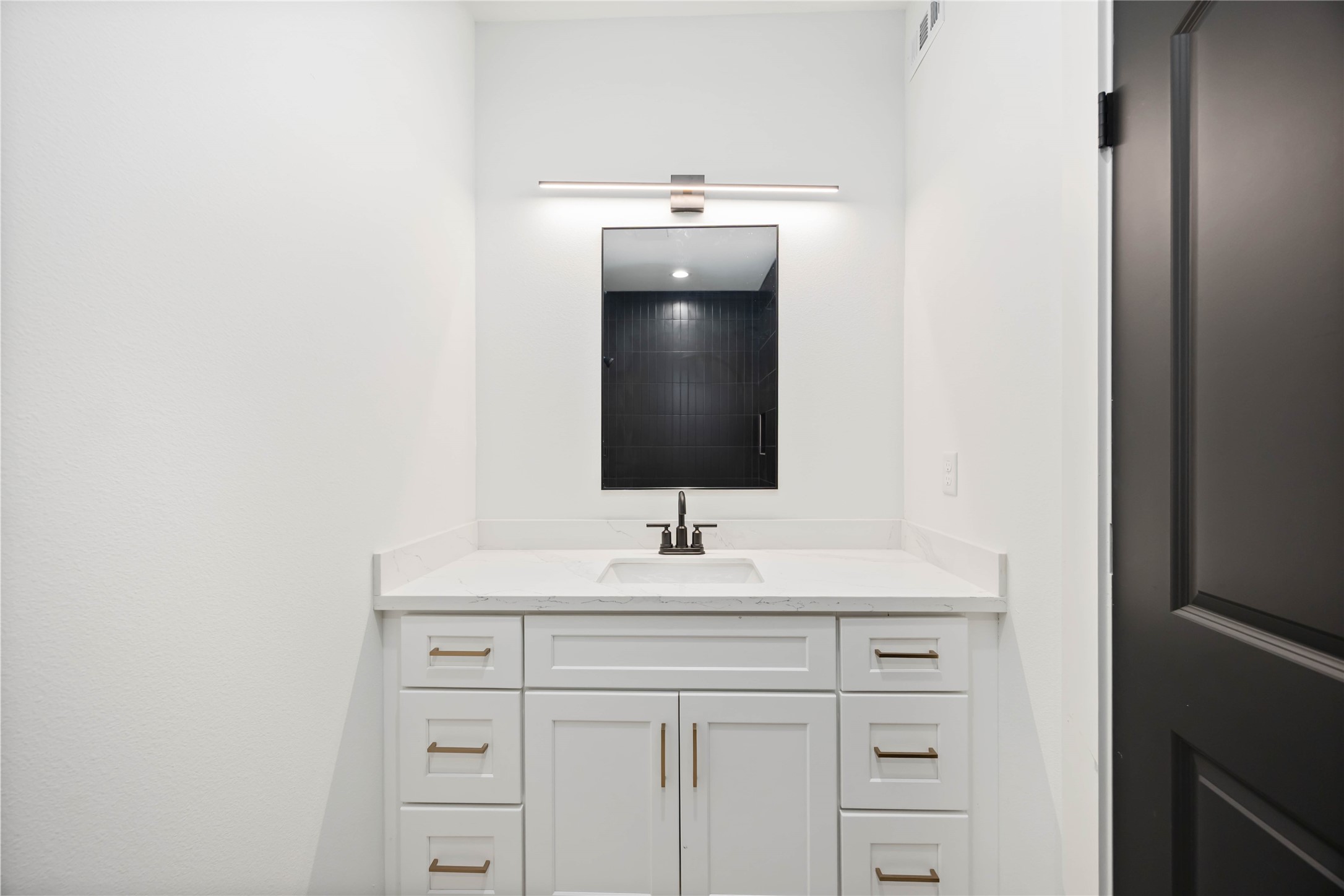 416 N Carolina Street A/B , Houston, TX, 77029 | 36195322 | Realty Texas LLC