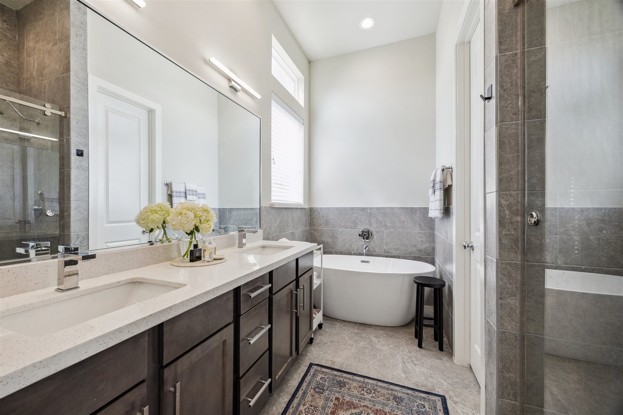 809 Burton Landing Lane , Houston, TX, 77008 | 33438715 | Realty Texas LLC