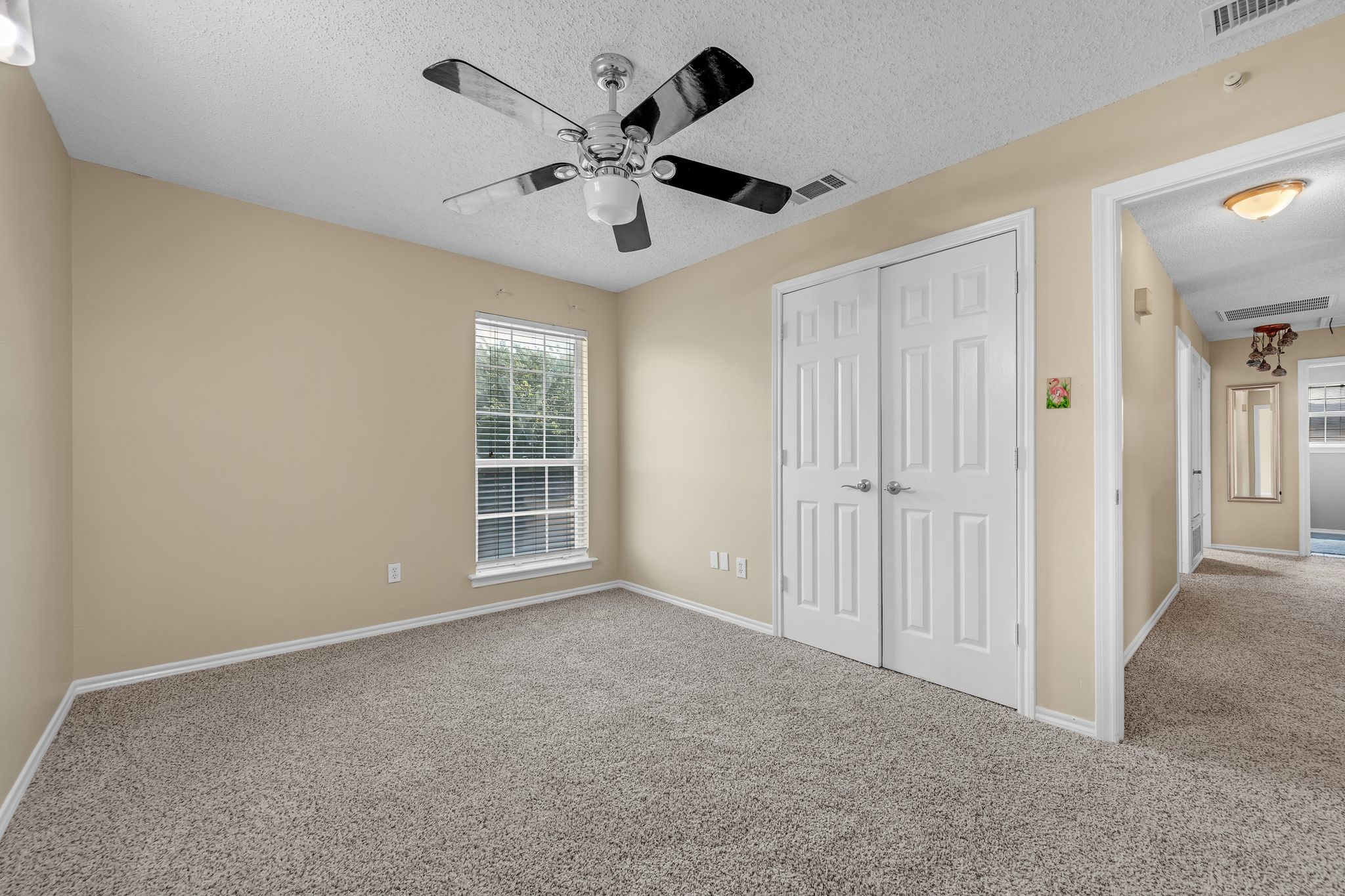 7413 Dana Lane , North Richland Hills, TX, 76182 | 20950948 | Realty Texas LLC