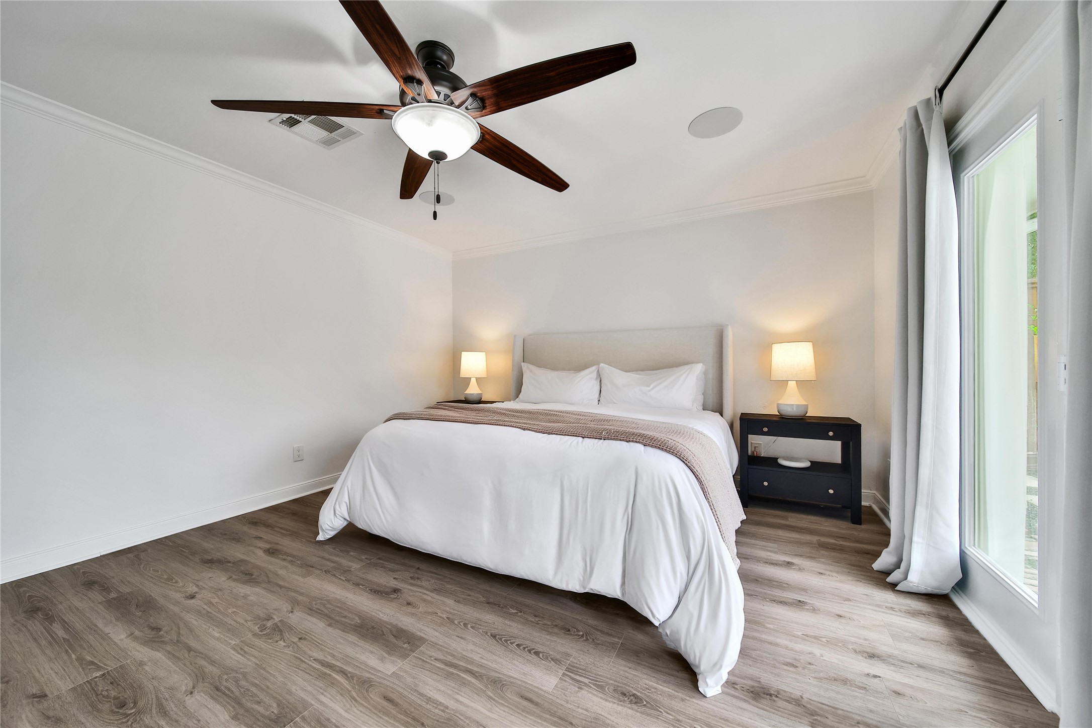 963 Thornton Road , Houston, TX, 77018 | 57349003 | Realty Texas LLC