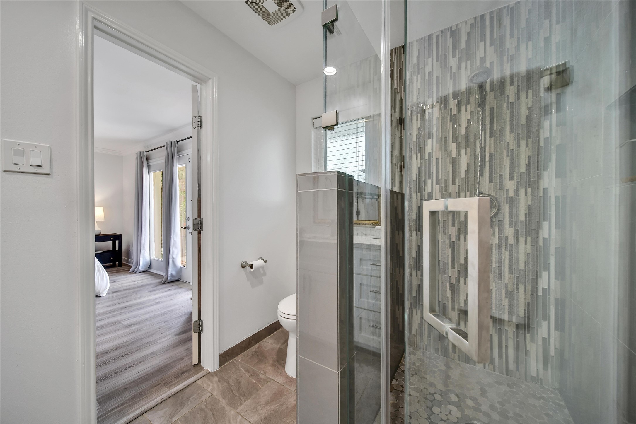 963 Thornton Road , Houston, TX, 77018 | 57349003 | Realty Texas LLC