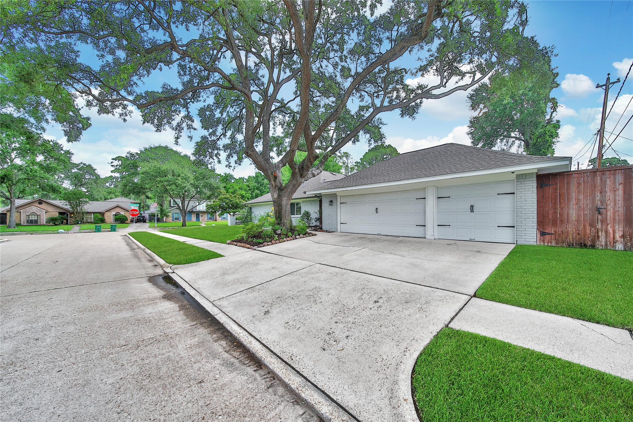 963 Thornton Road , Houston, TX, 77018 | 57349003 | Realty Texas LLC